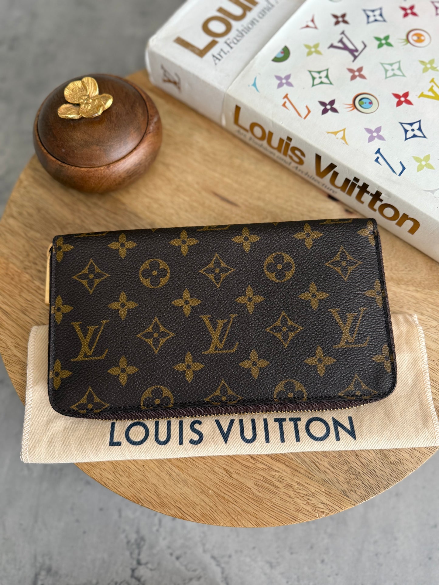 LV Zippy Organizer Monogram