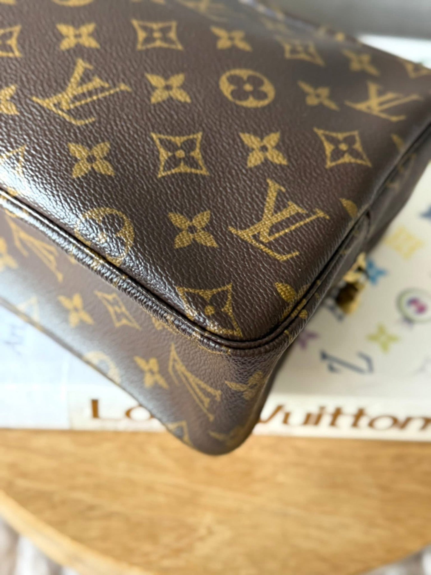 LV Trousse 28 New Model
