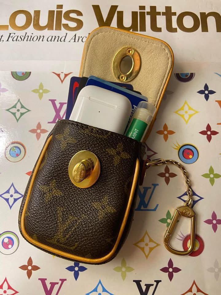 LV Tulum Pochette Key holder