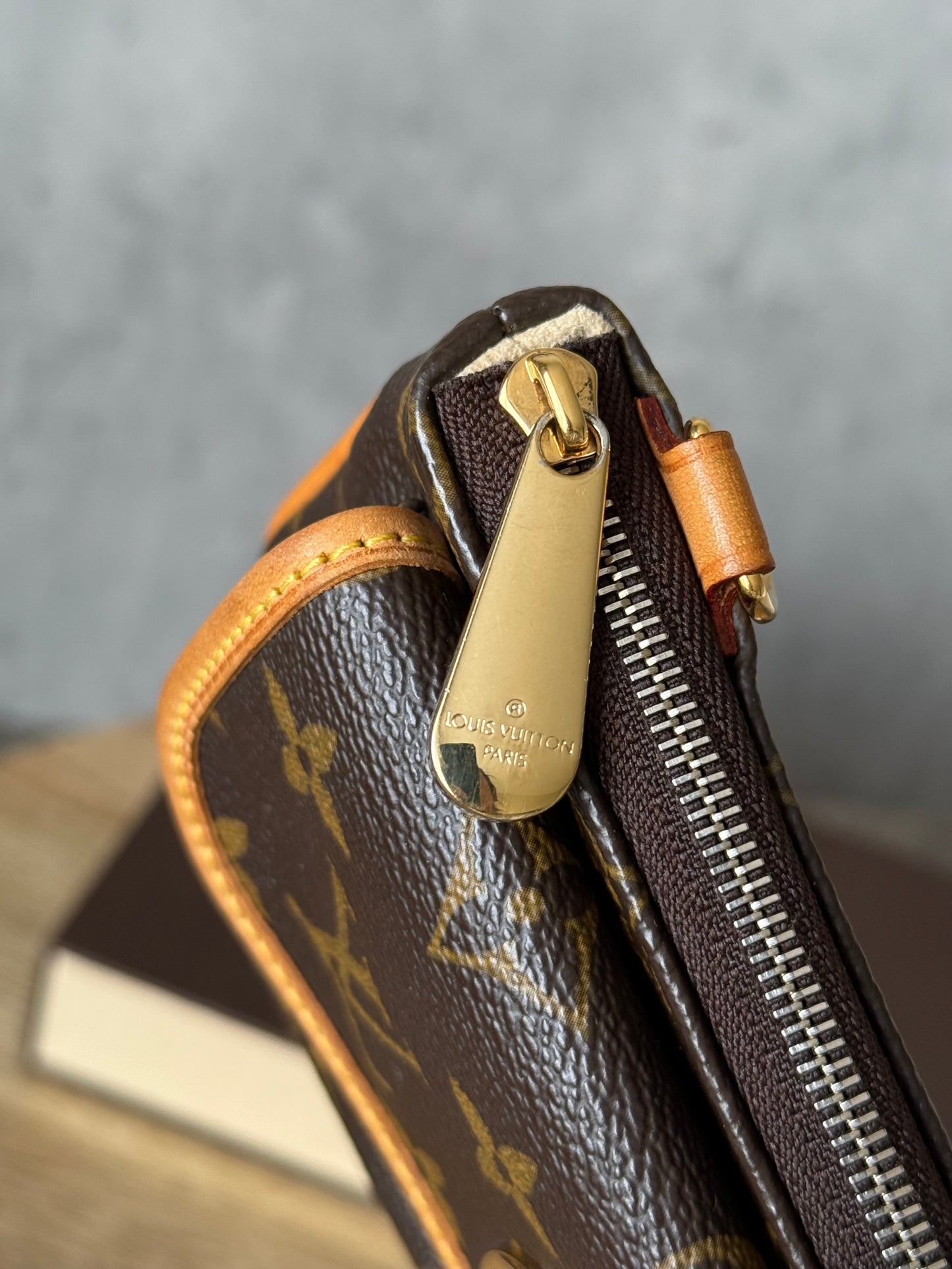 LV Tikal Pochette
