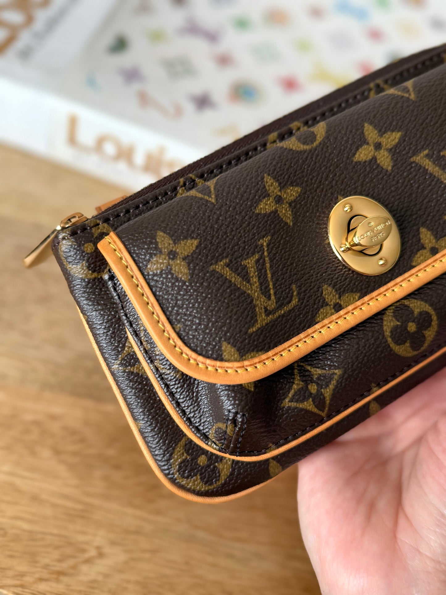 LV Tikal Pochette