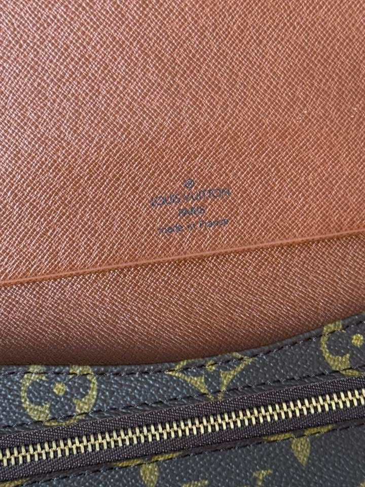 LV Rabat 23 Clutch