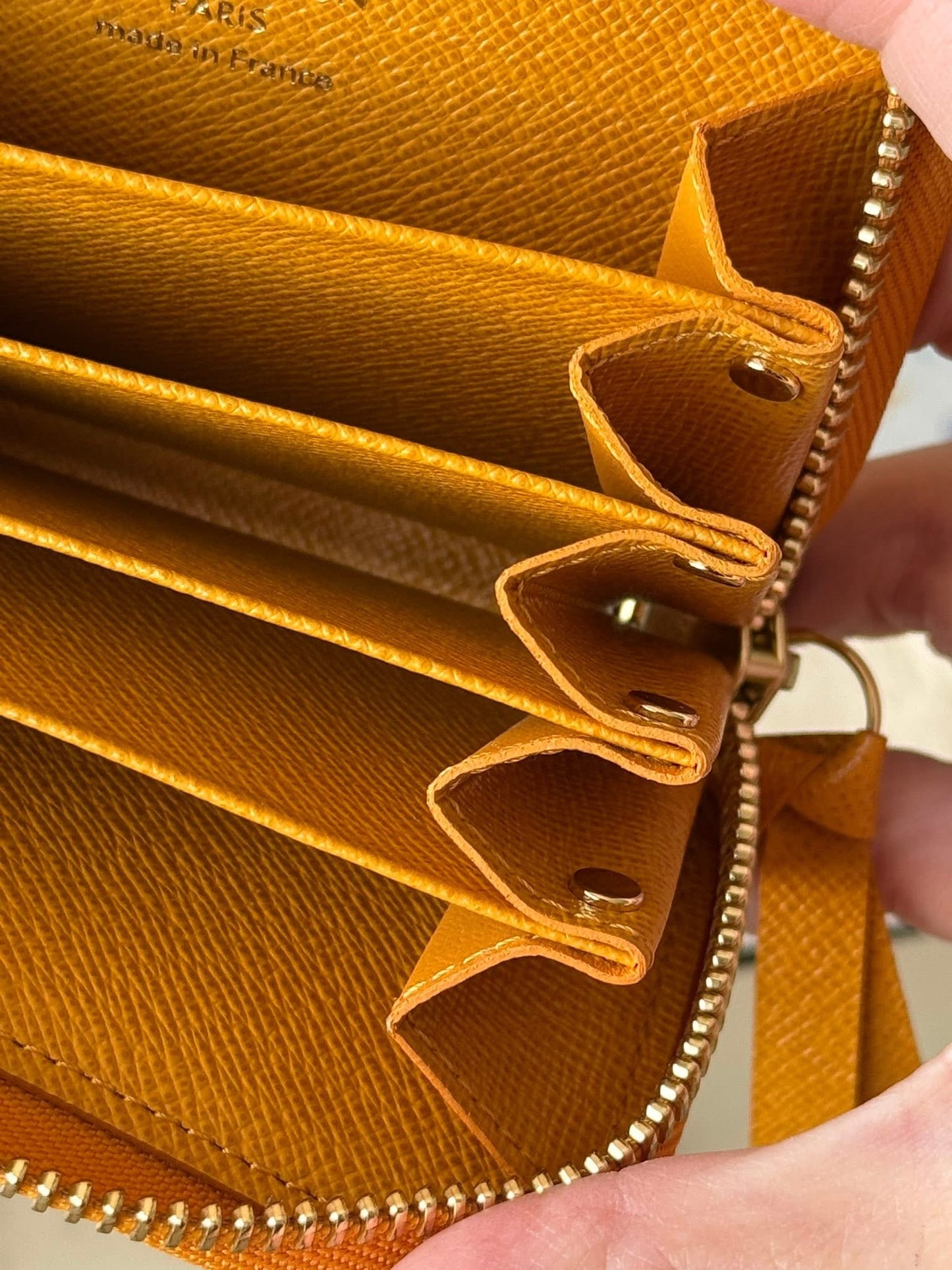 LV Multicartes Safran