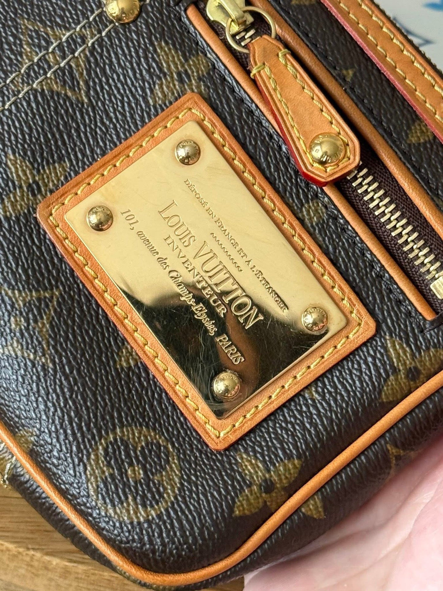 LV Rivetting Pochette Accessories