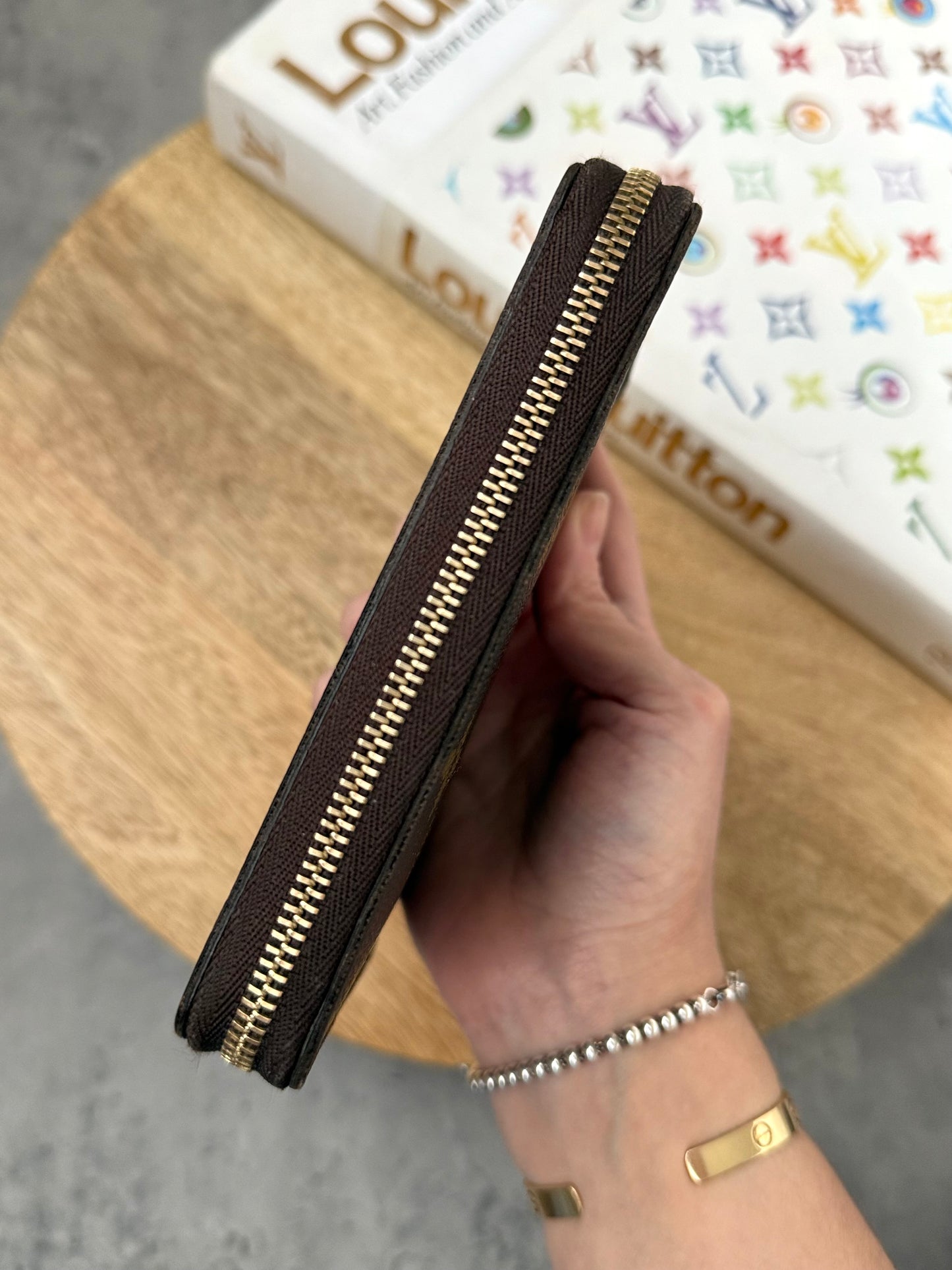 LV Zippy Passport