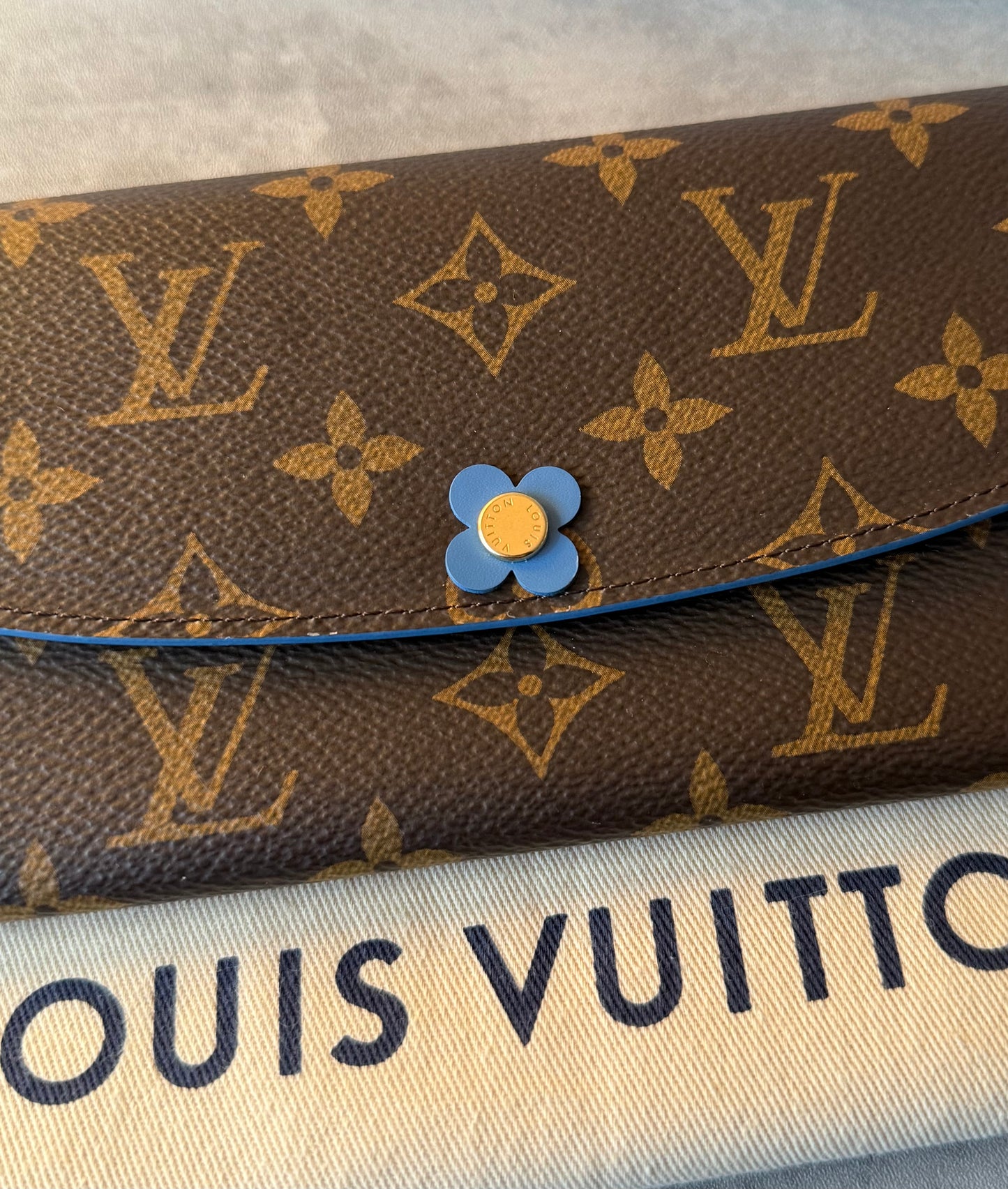 LV Emilie Bloom Wallet