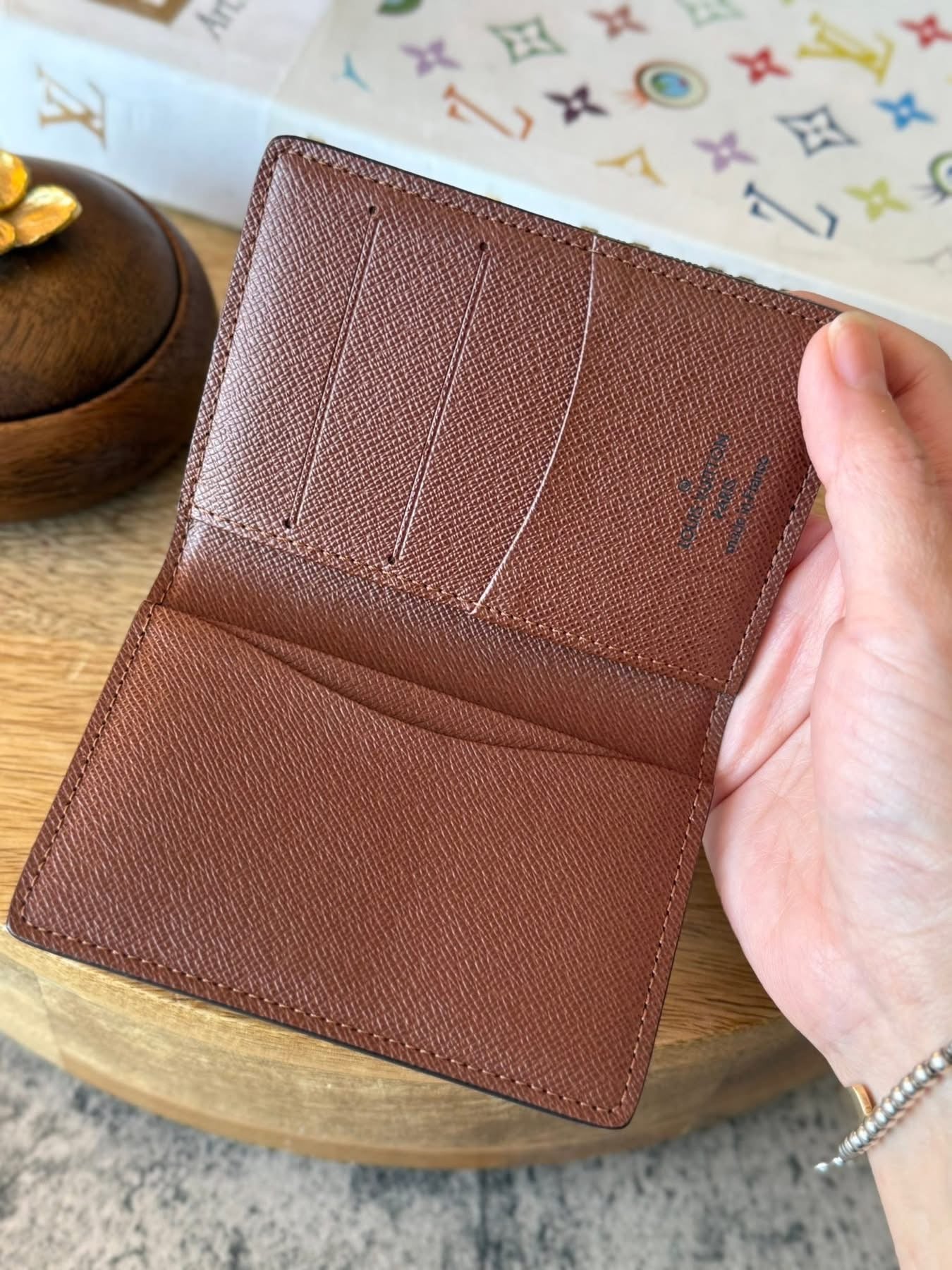LV Pocket organizer