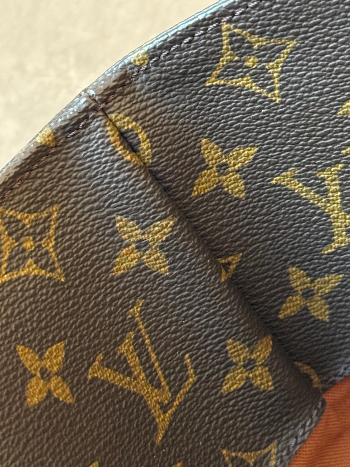 LV Cabas Alto