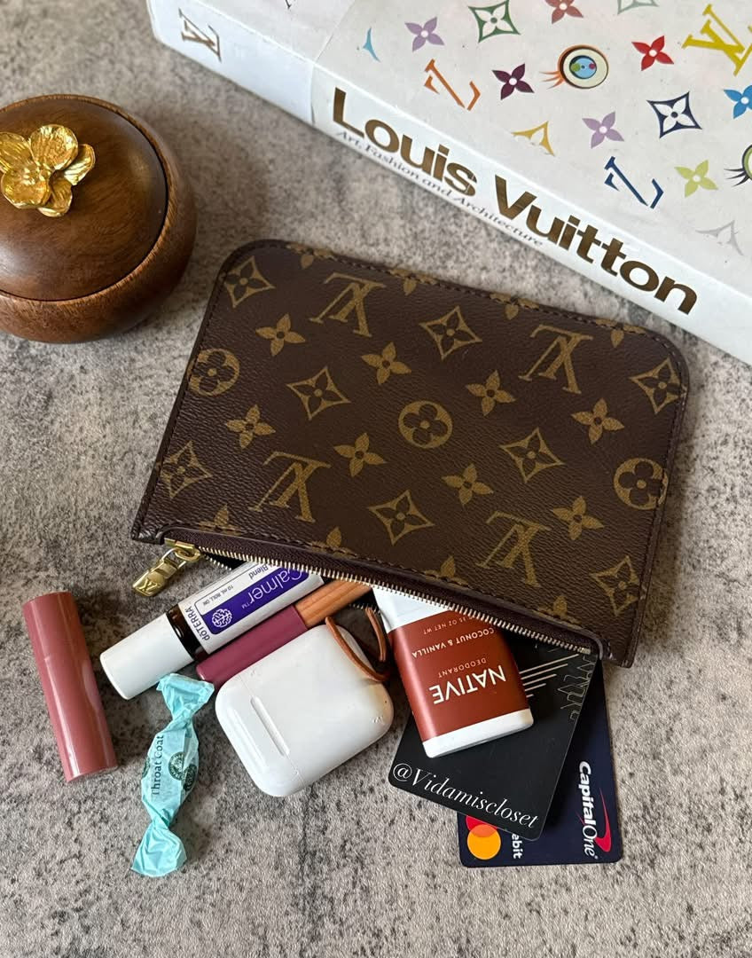 LV Loop Hobo GM Pouch