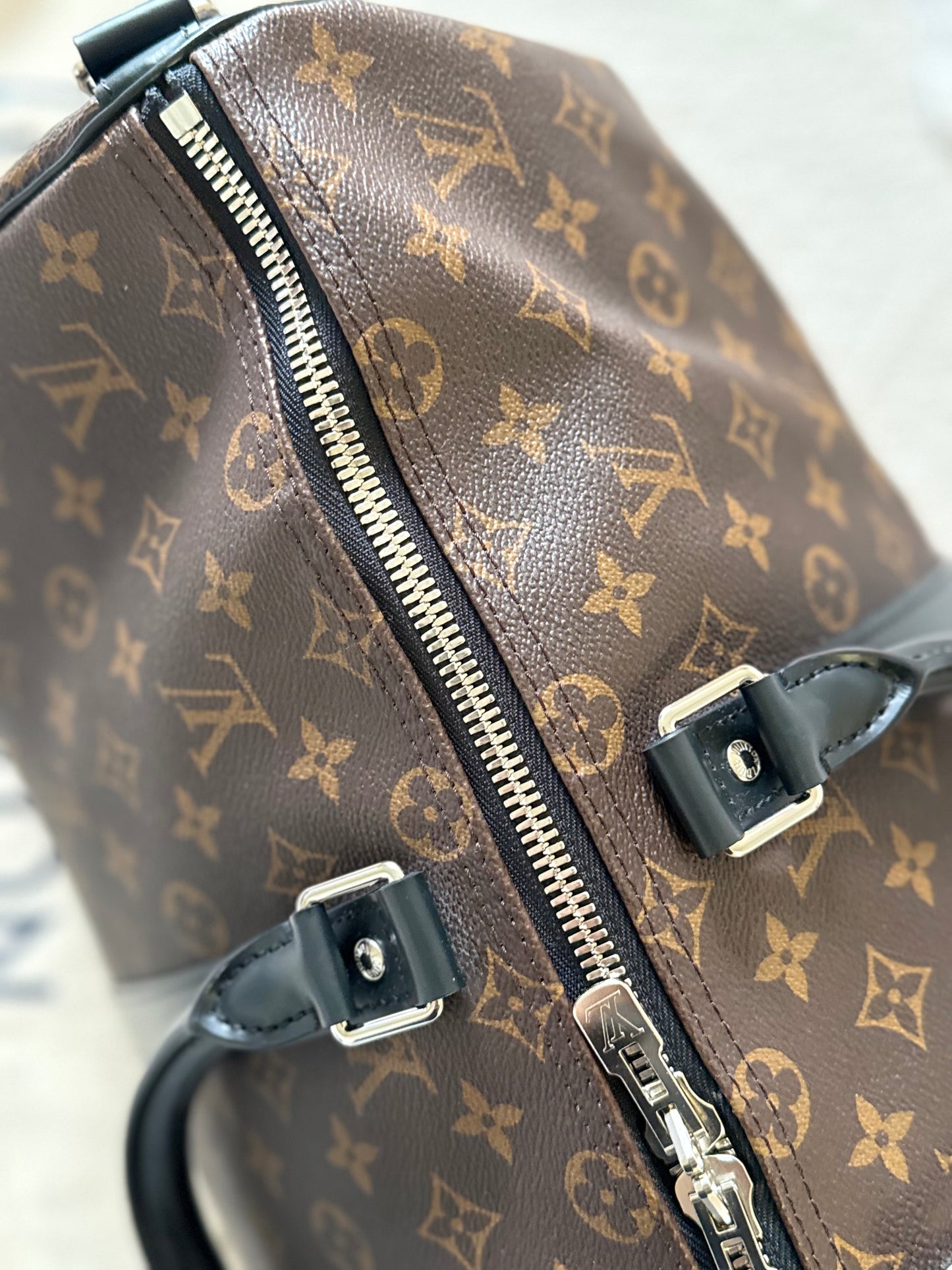 LV Keepall B 45 Macassar