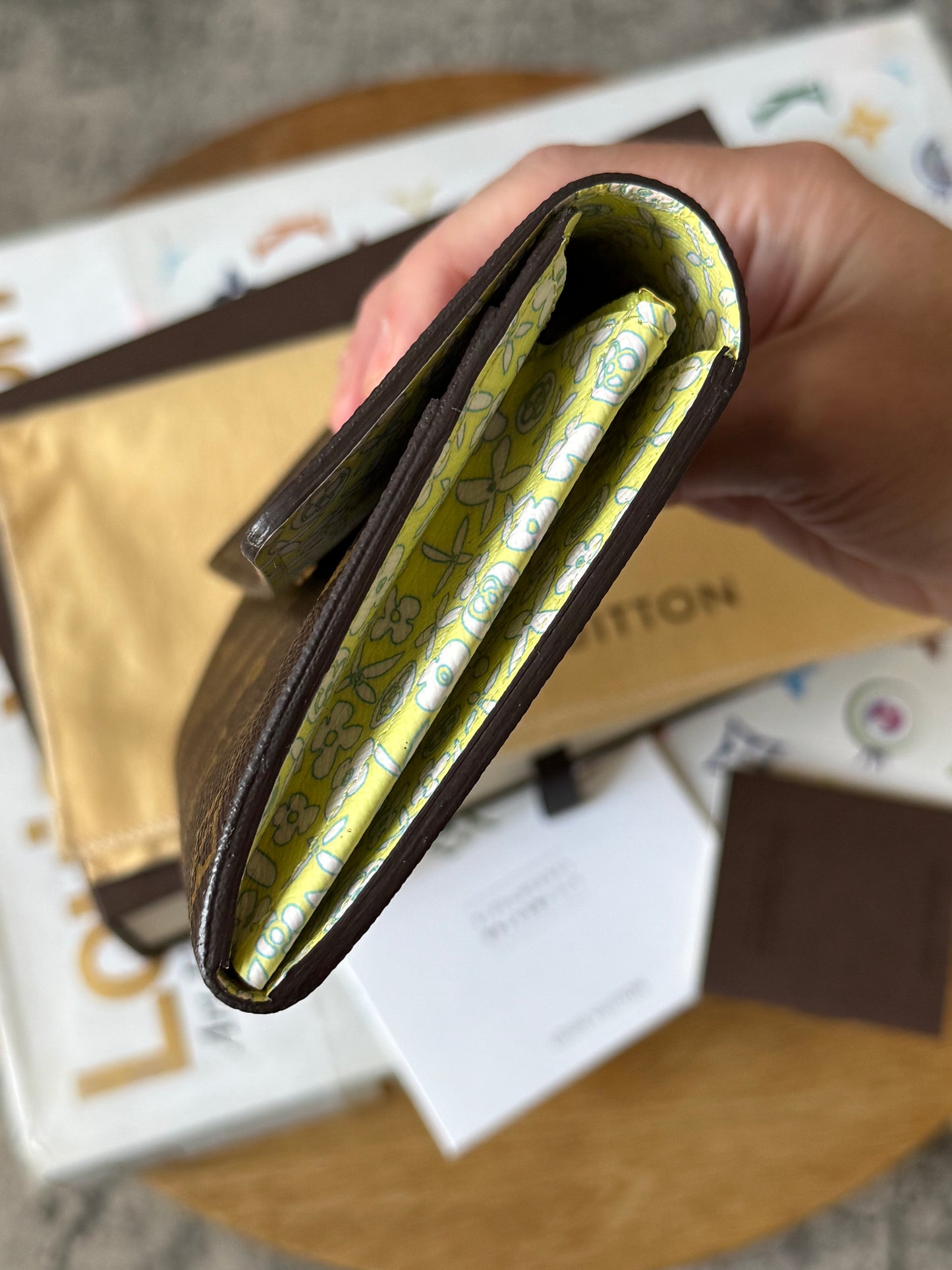 LV Sarah Wallet Fleuri