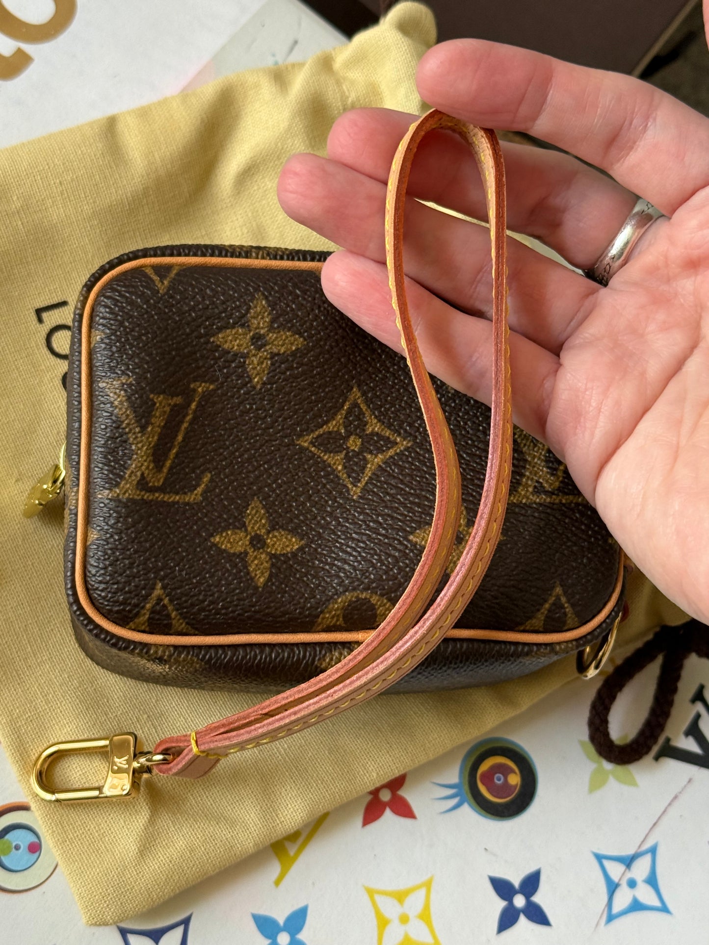 LV Wapity Pouch