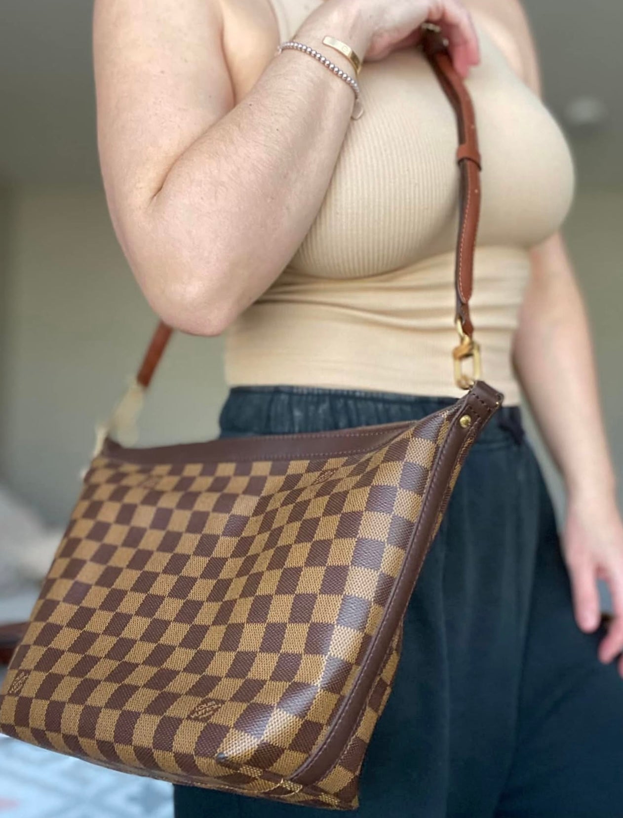 LV Illovo MM Bag