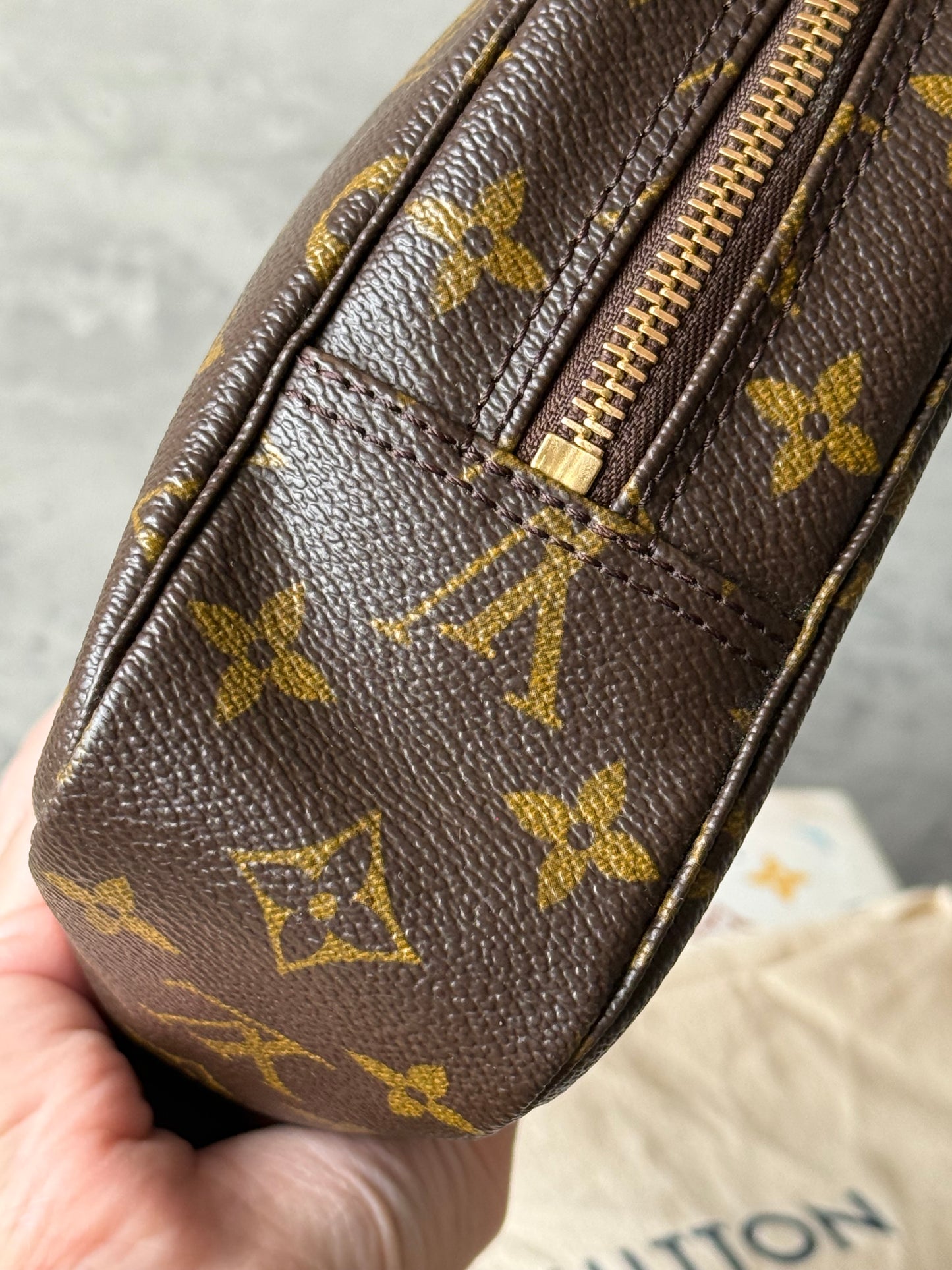 LV Trousse 23 (Newer Model)