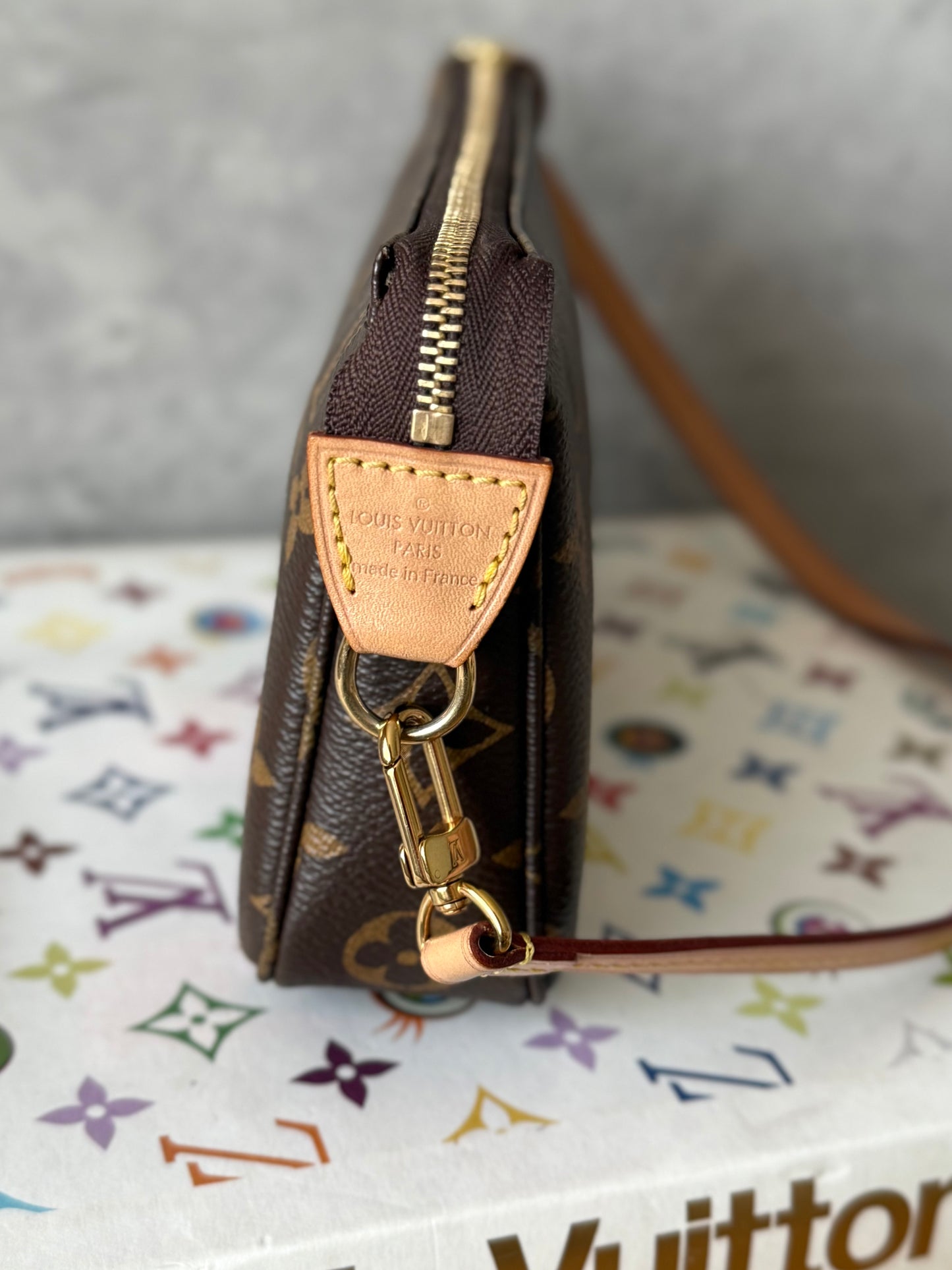 LV Pochette Accesoires NM