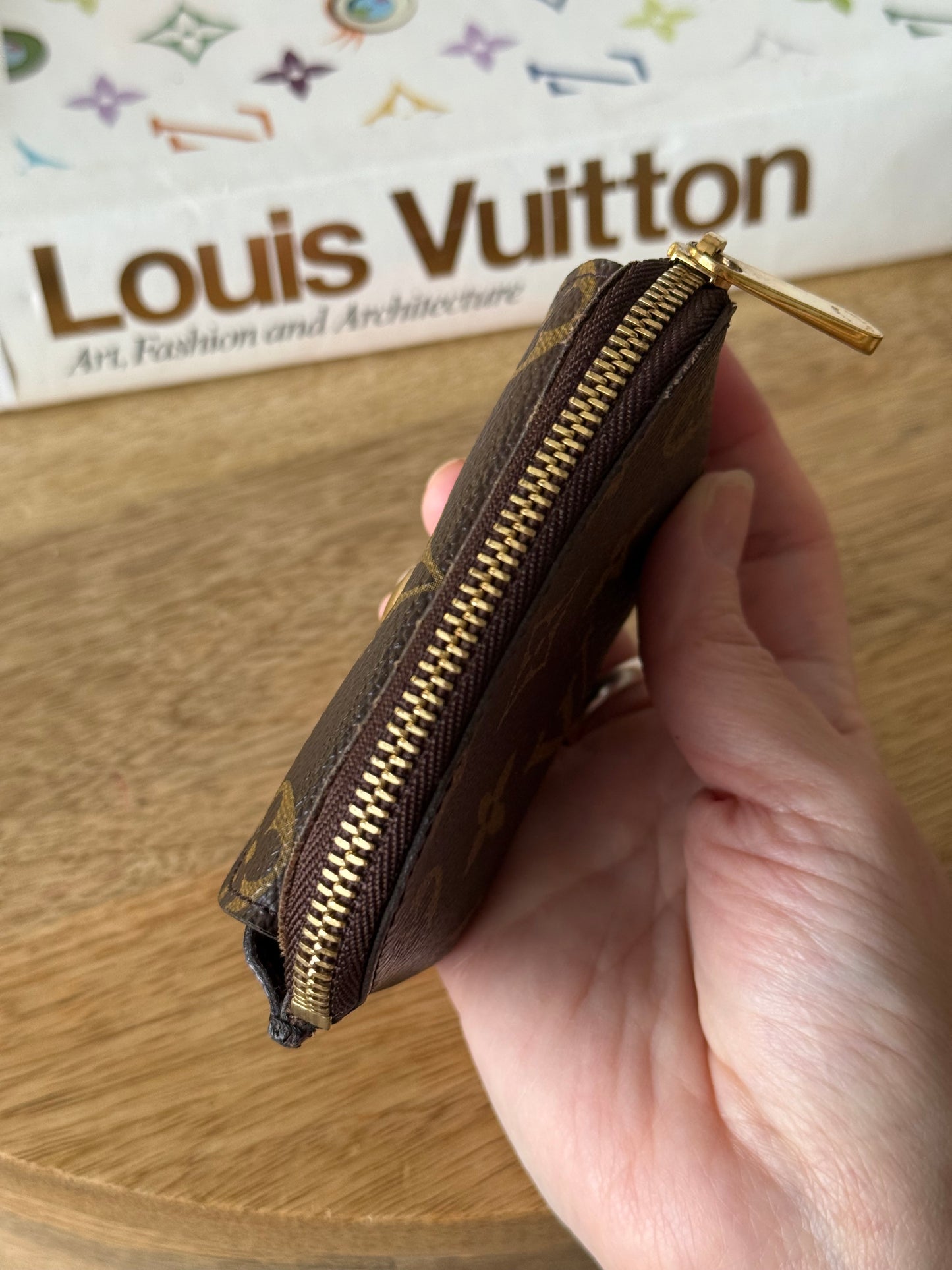 LV Schilling Pouch