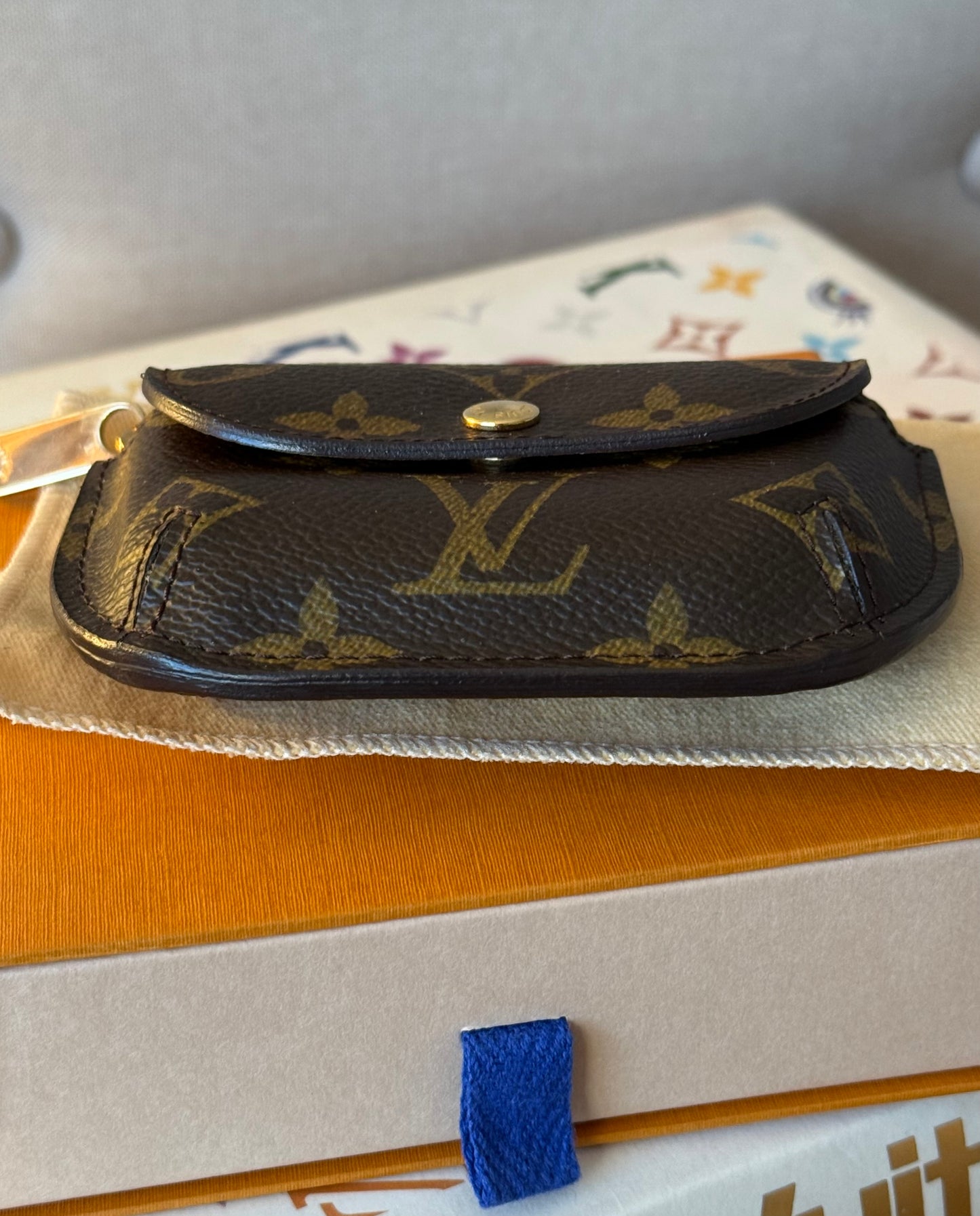 LV Schilling Pouch