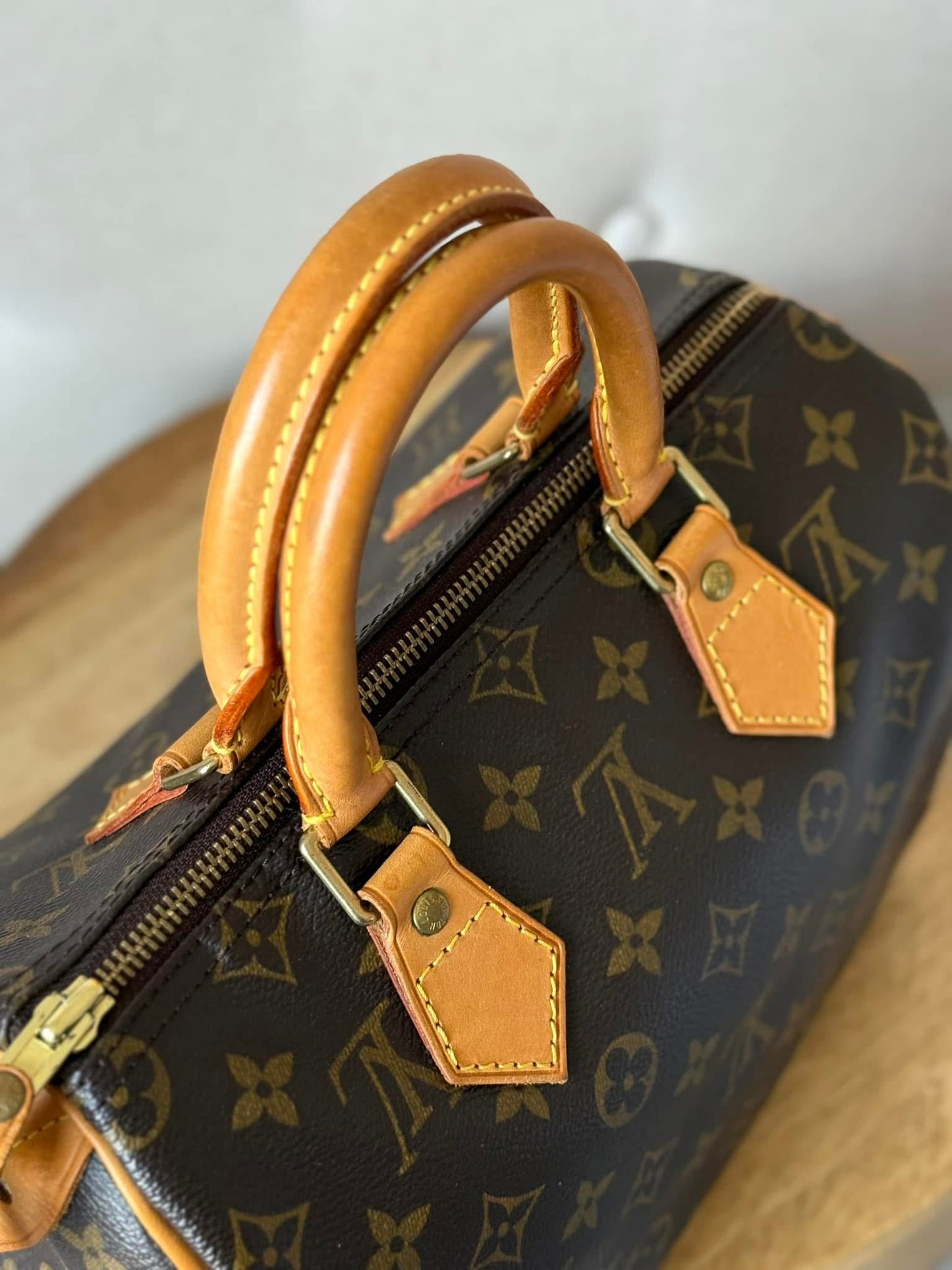 LV Speedy 25