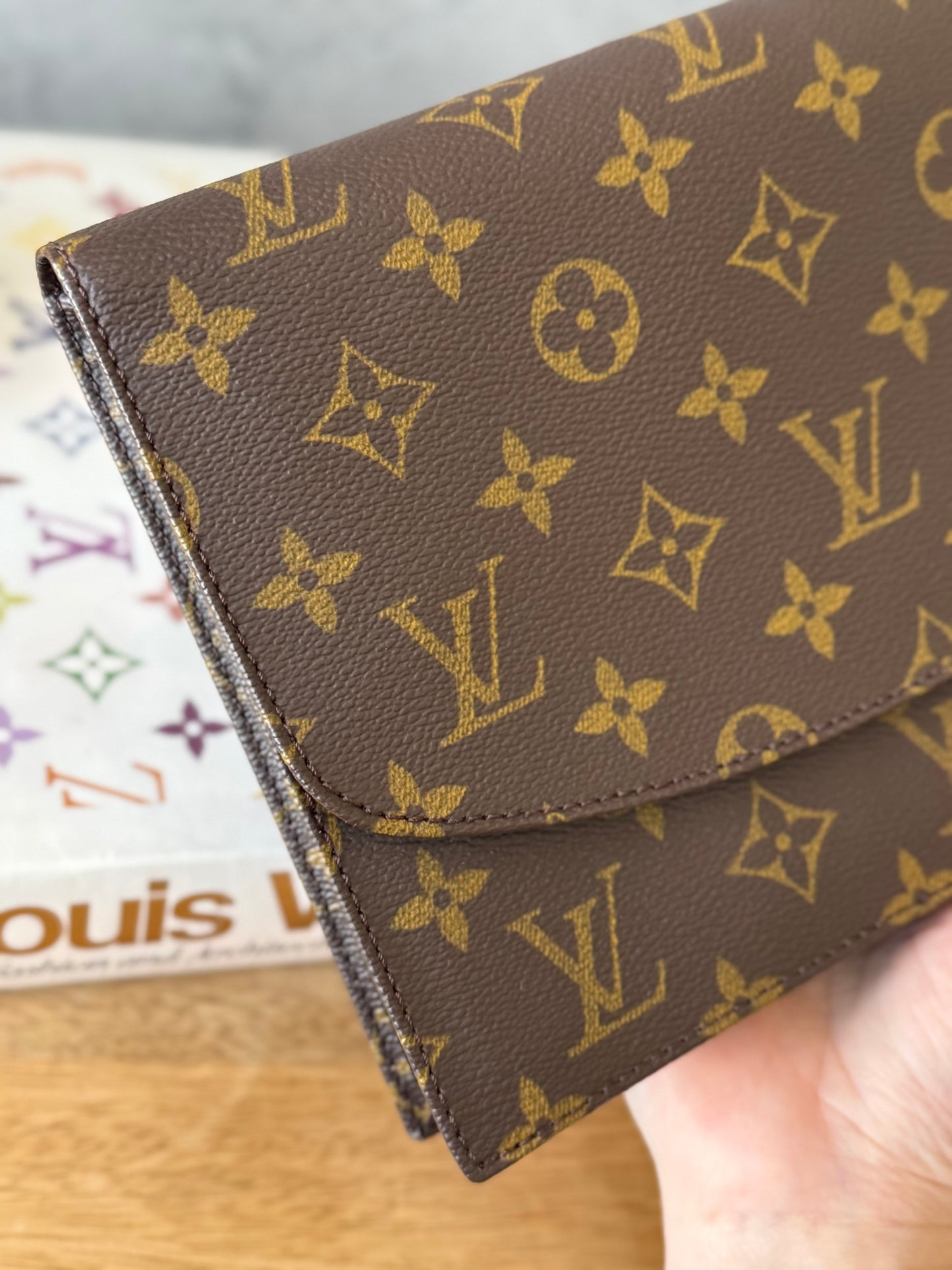 LV Rabat 23 Clutch