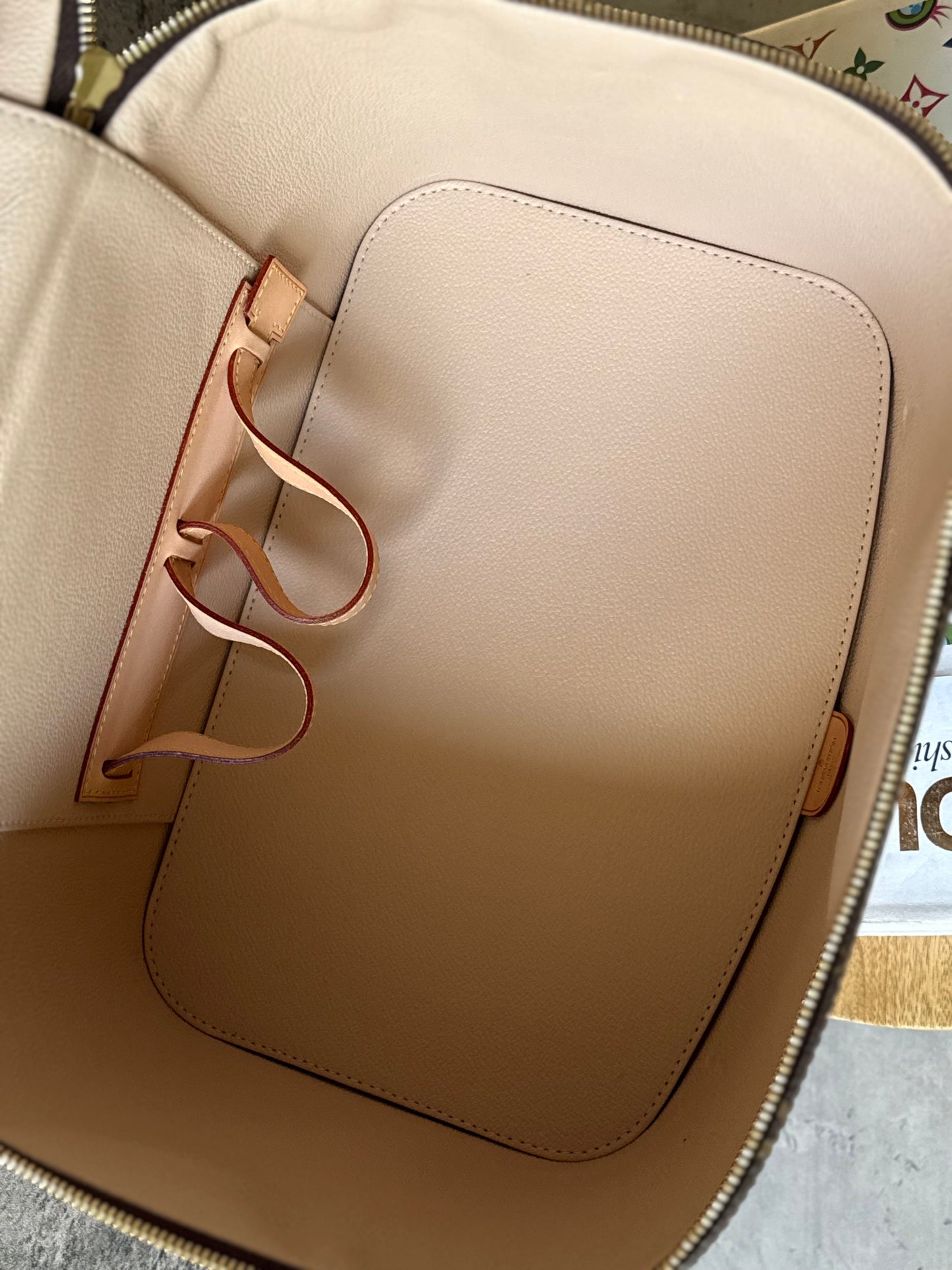 LV Nice Vanity Train Case