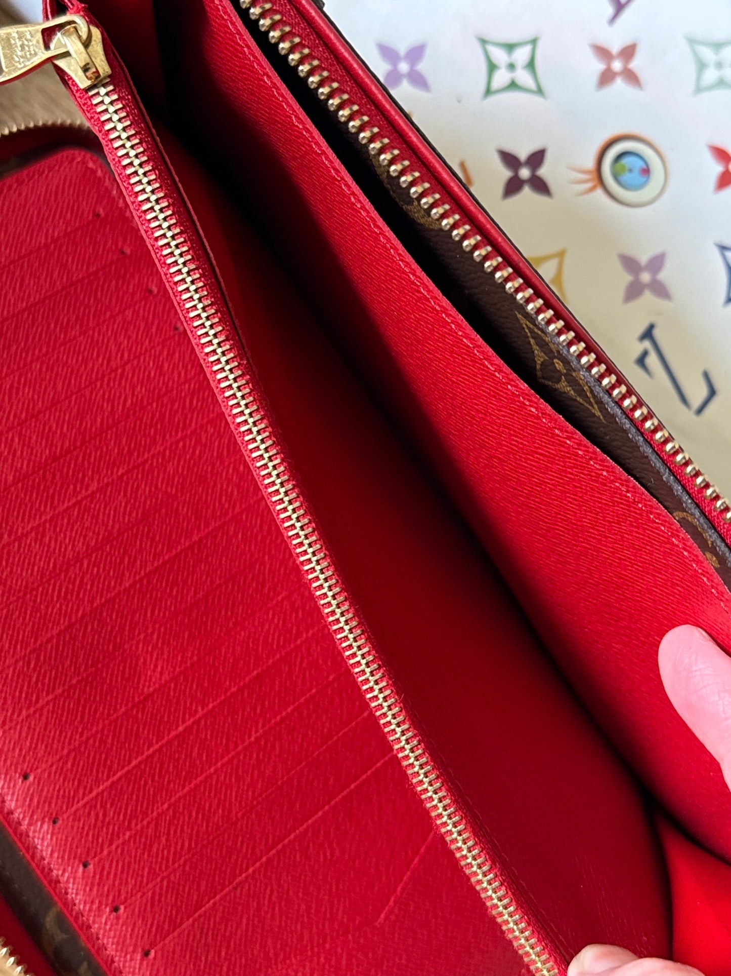 LV Daily Organizer Cerise wallet