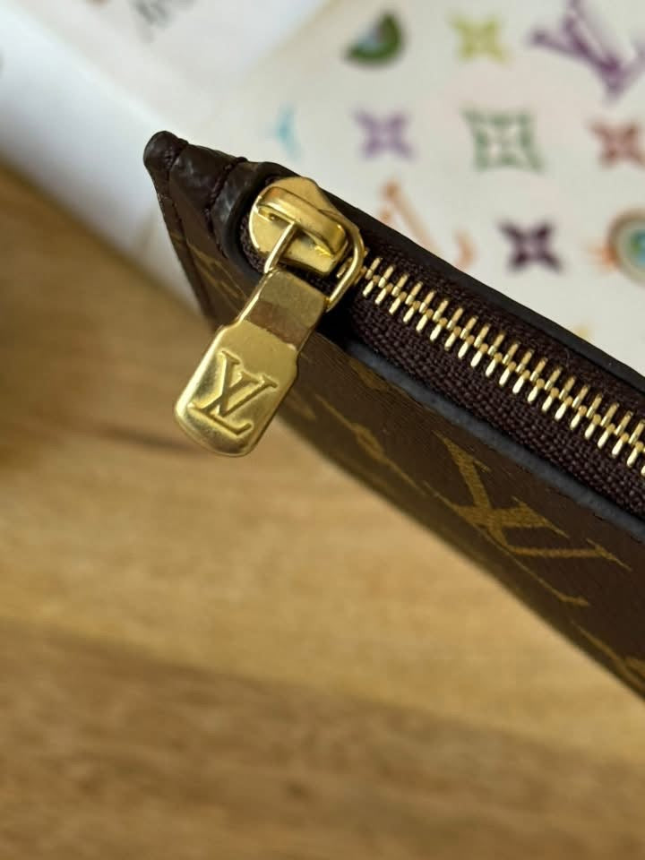 LV Loop Hobo GM Pouch