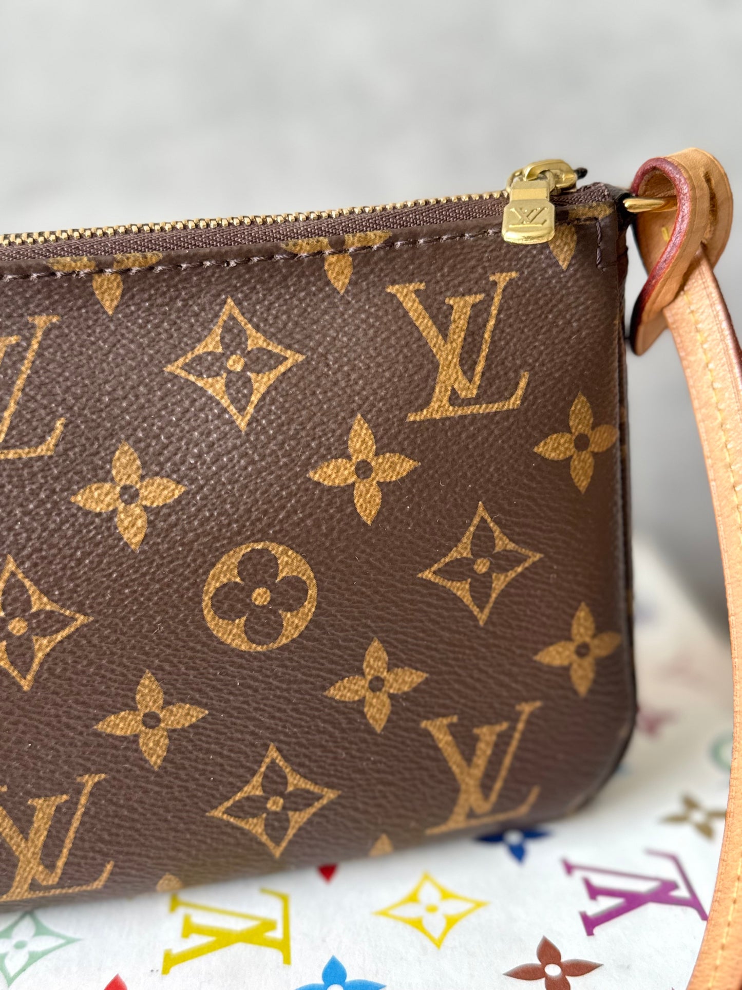 LV Pochette Accesoires NM
