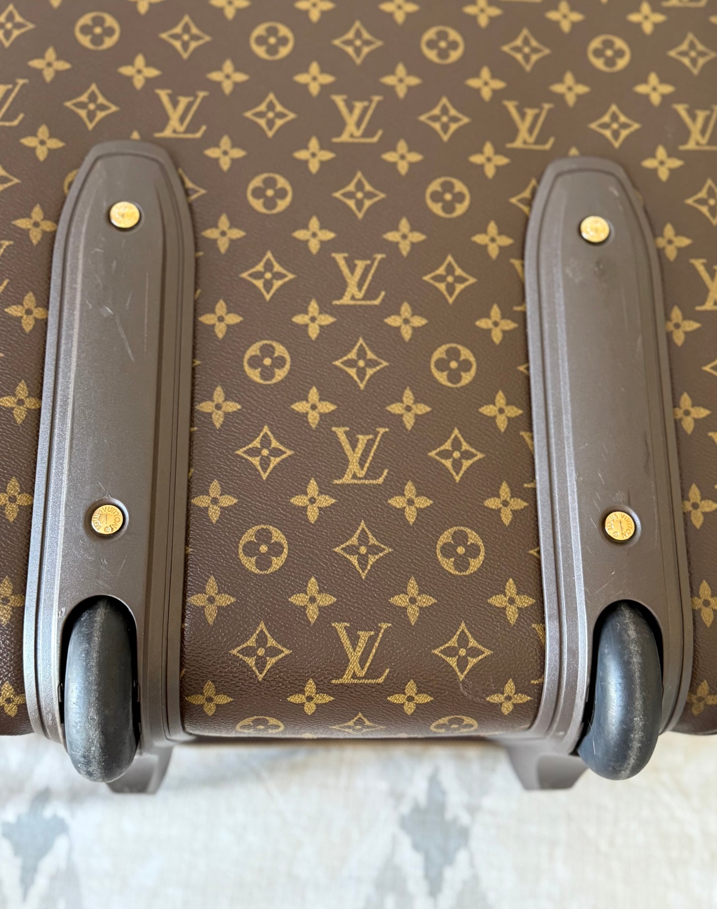 LV Pegase 55 Rolling Luggage