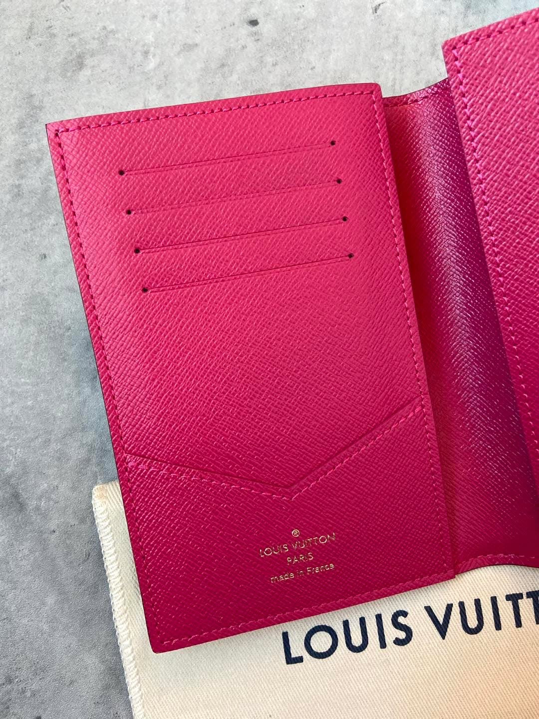 LV Hollywood Passport Holder