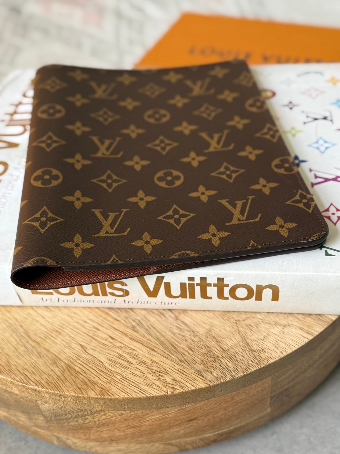 LV Desk Agenda Monogram