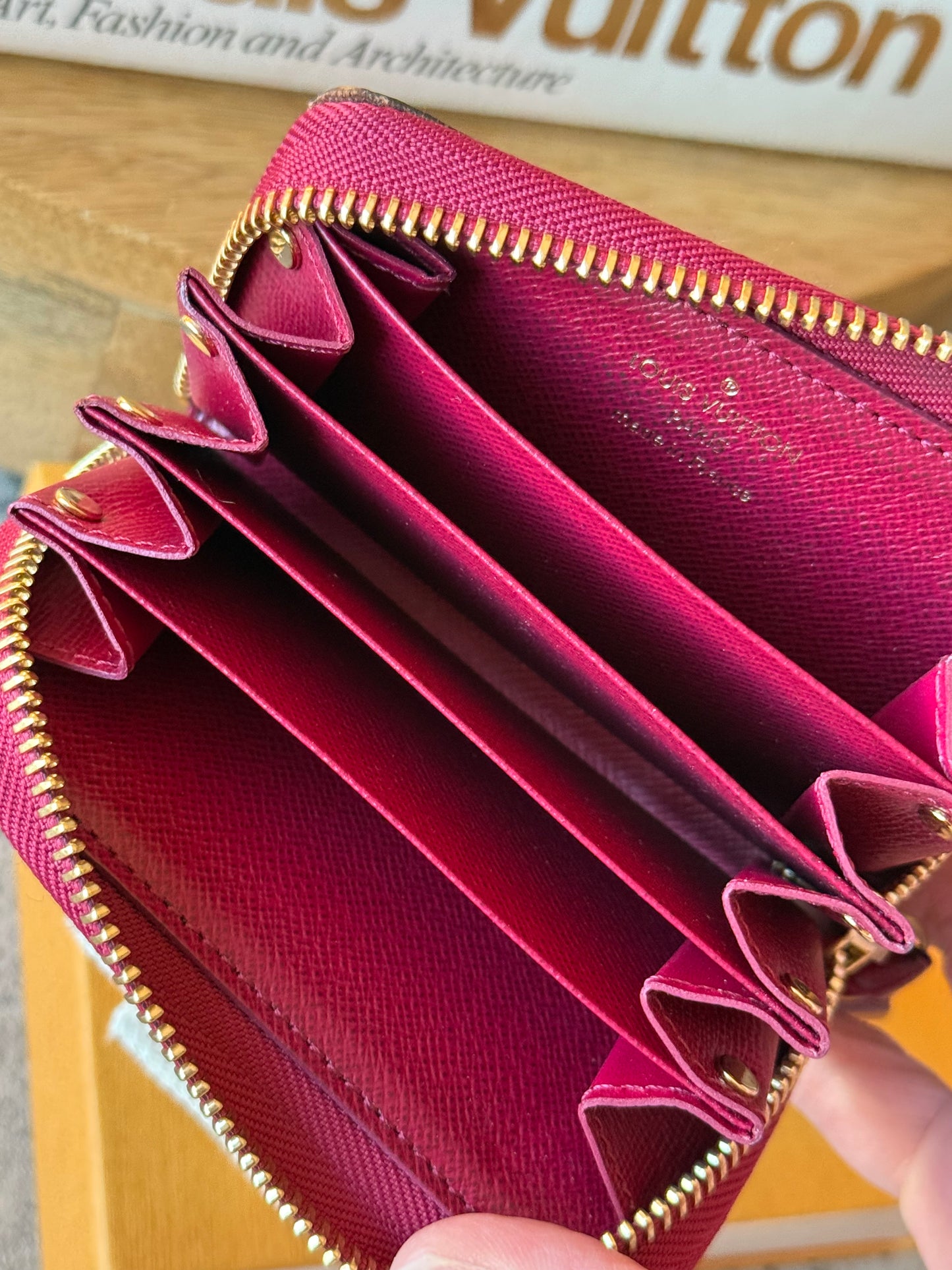 LV Multicarte in Fuchsia