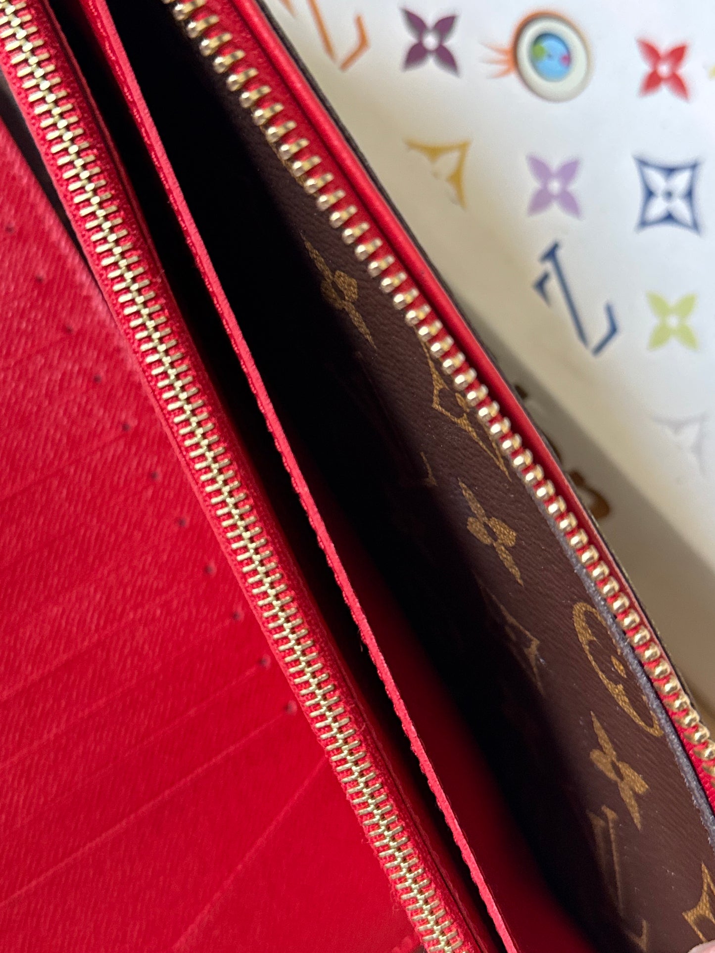 LV Daily Organizer Cerise wallet