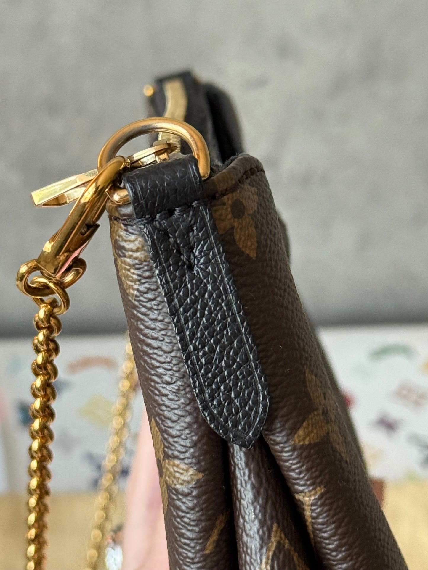 LV Pallas clutch crossbody noir