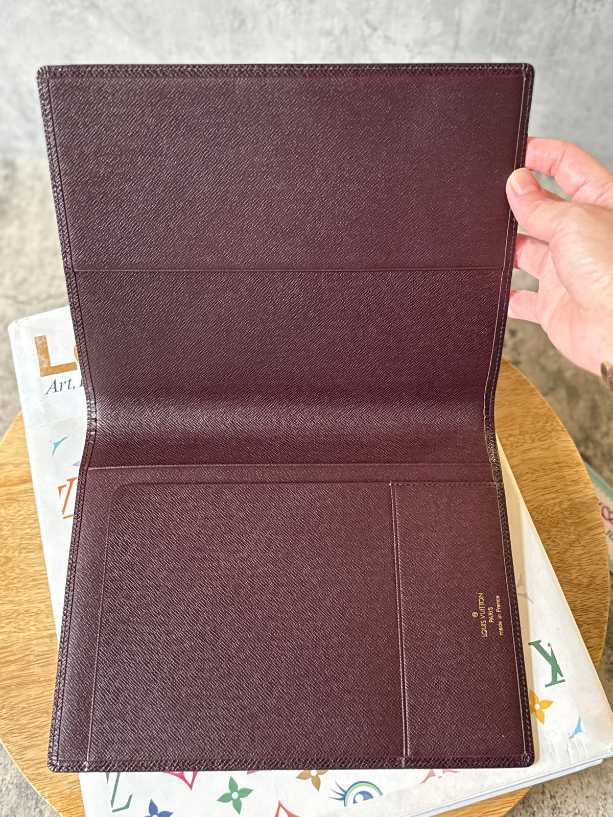 LV Desk Agenda Taiga Mahogany