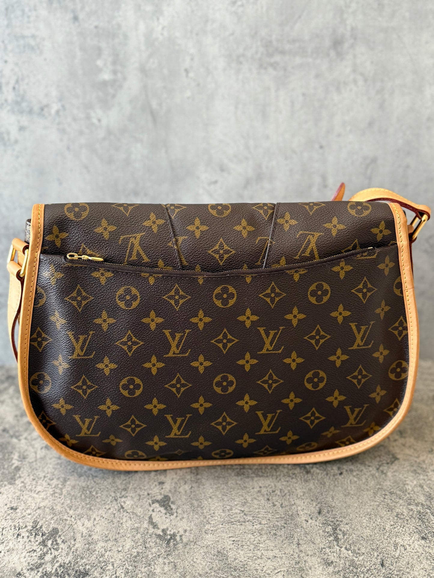 LV Menilmontant MM