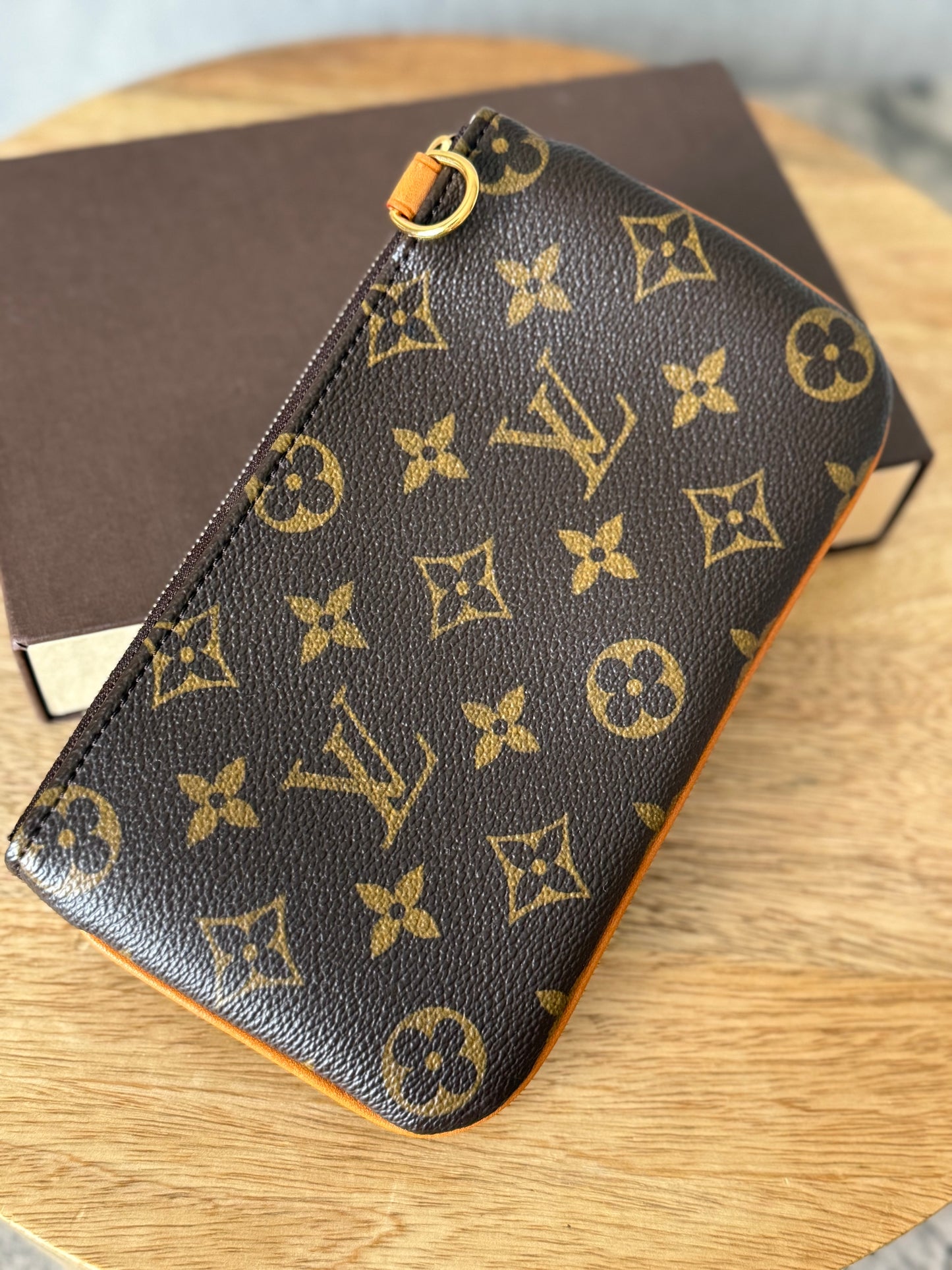 LV Tikal Pochette