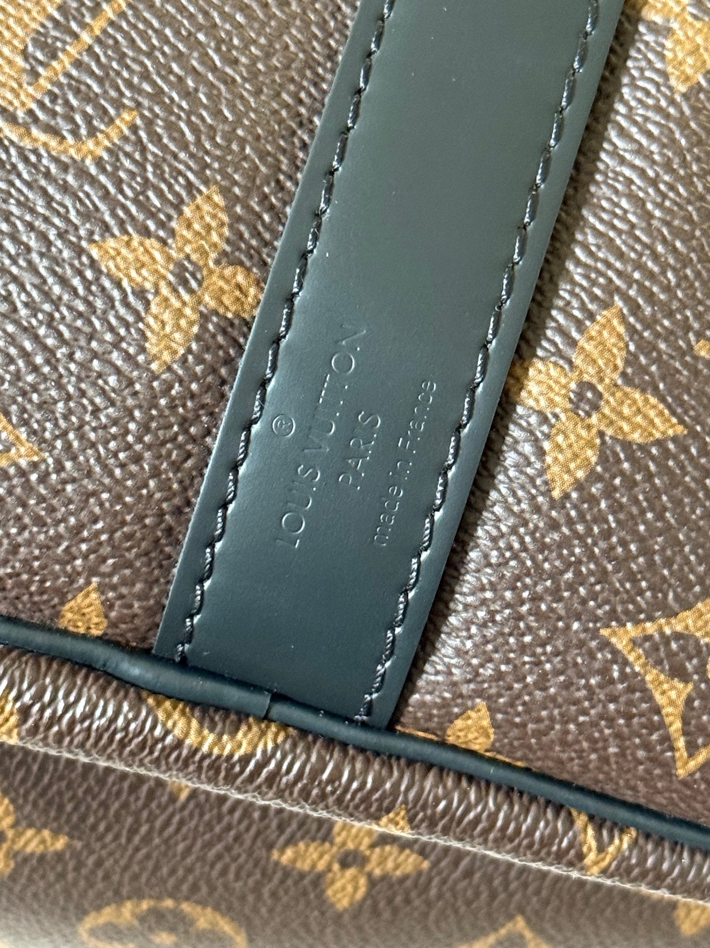 LV Keepall B 45 Macassar