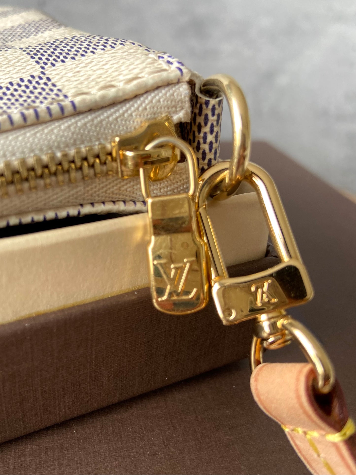Azur Pochette Accesoires NM