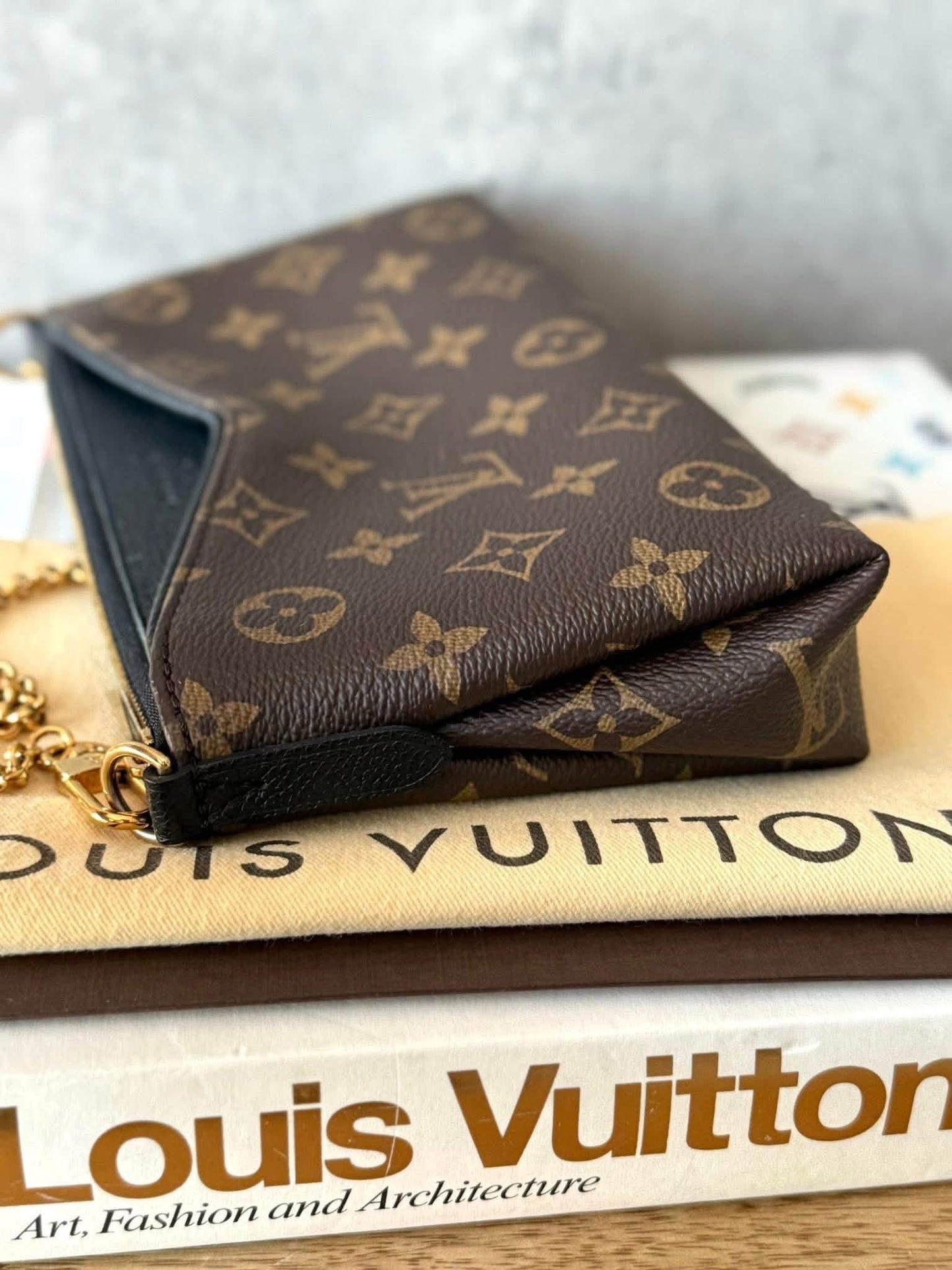 LV Pallas Noir Clutch