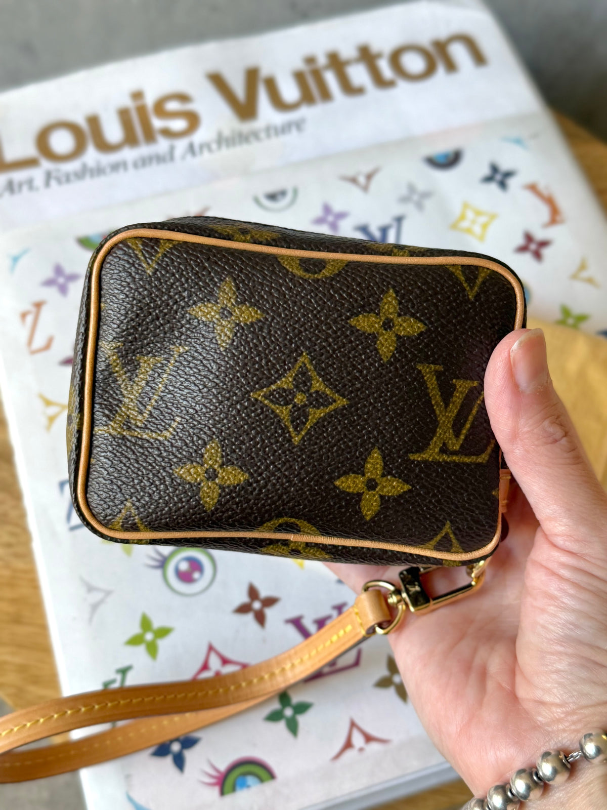 LV Wapity Pouch