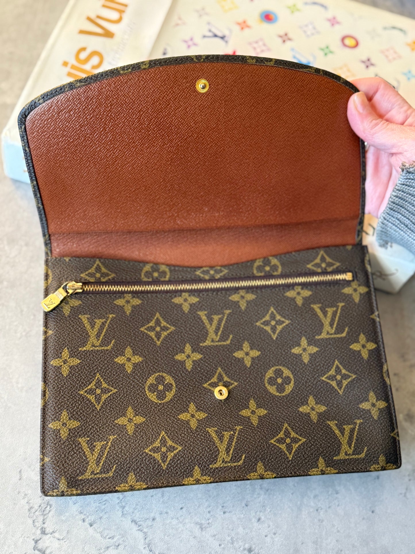 LV Rabat 23 Clutch