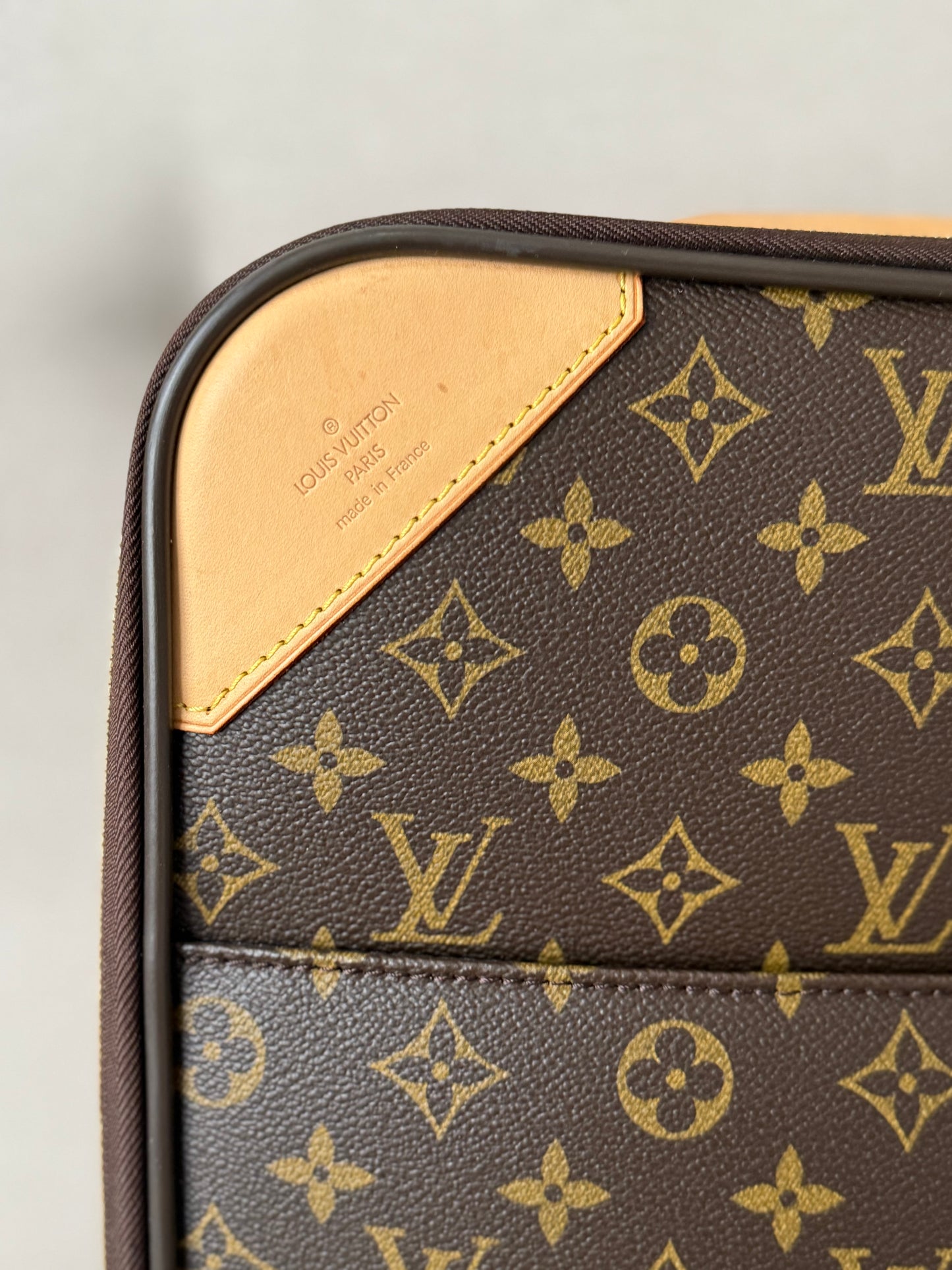 LV Pegase 45 Rolling Luggage