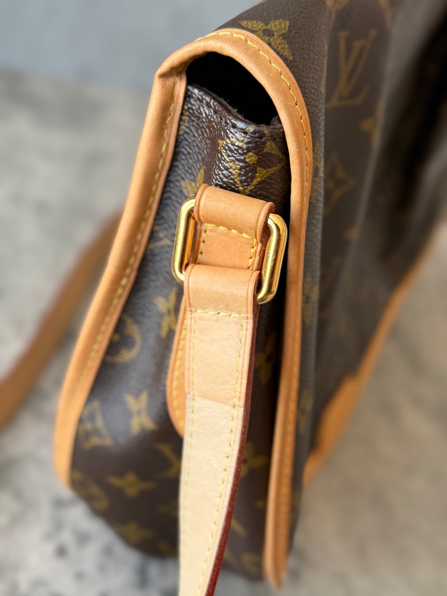LV Menilmontant MM