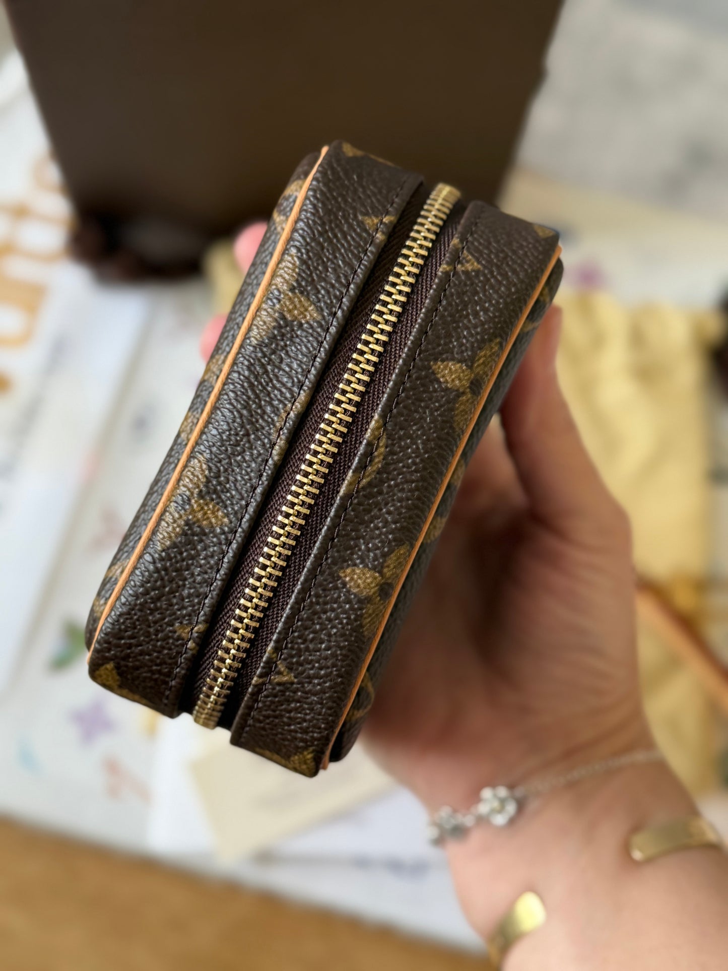 LV Wapity Pouch