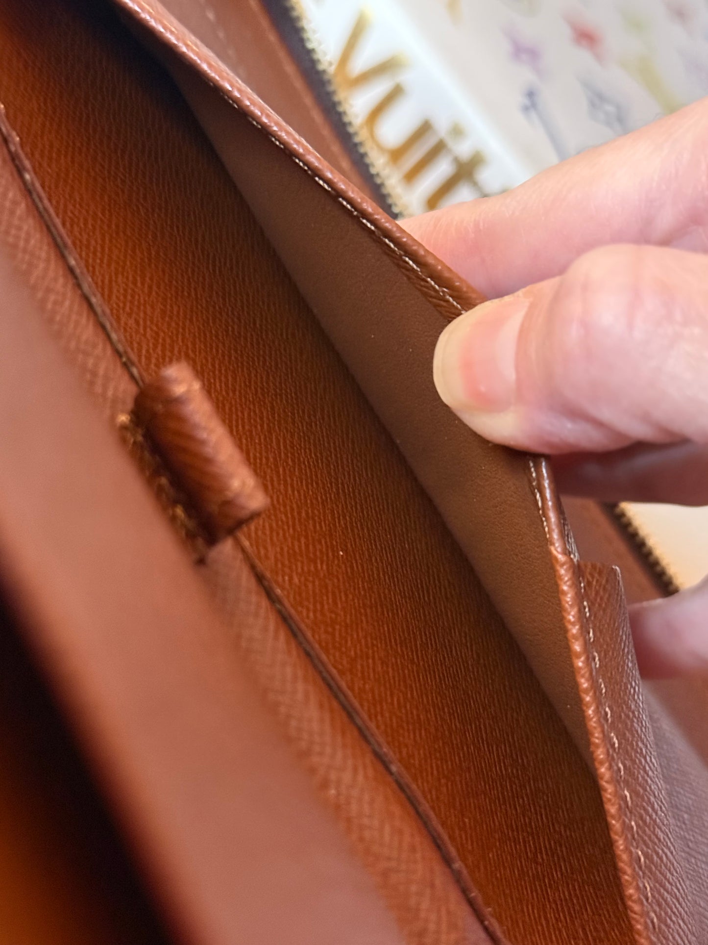 LV Geode Wallet