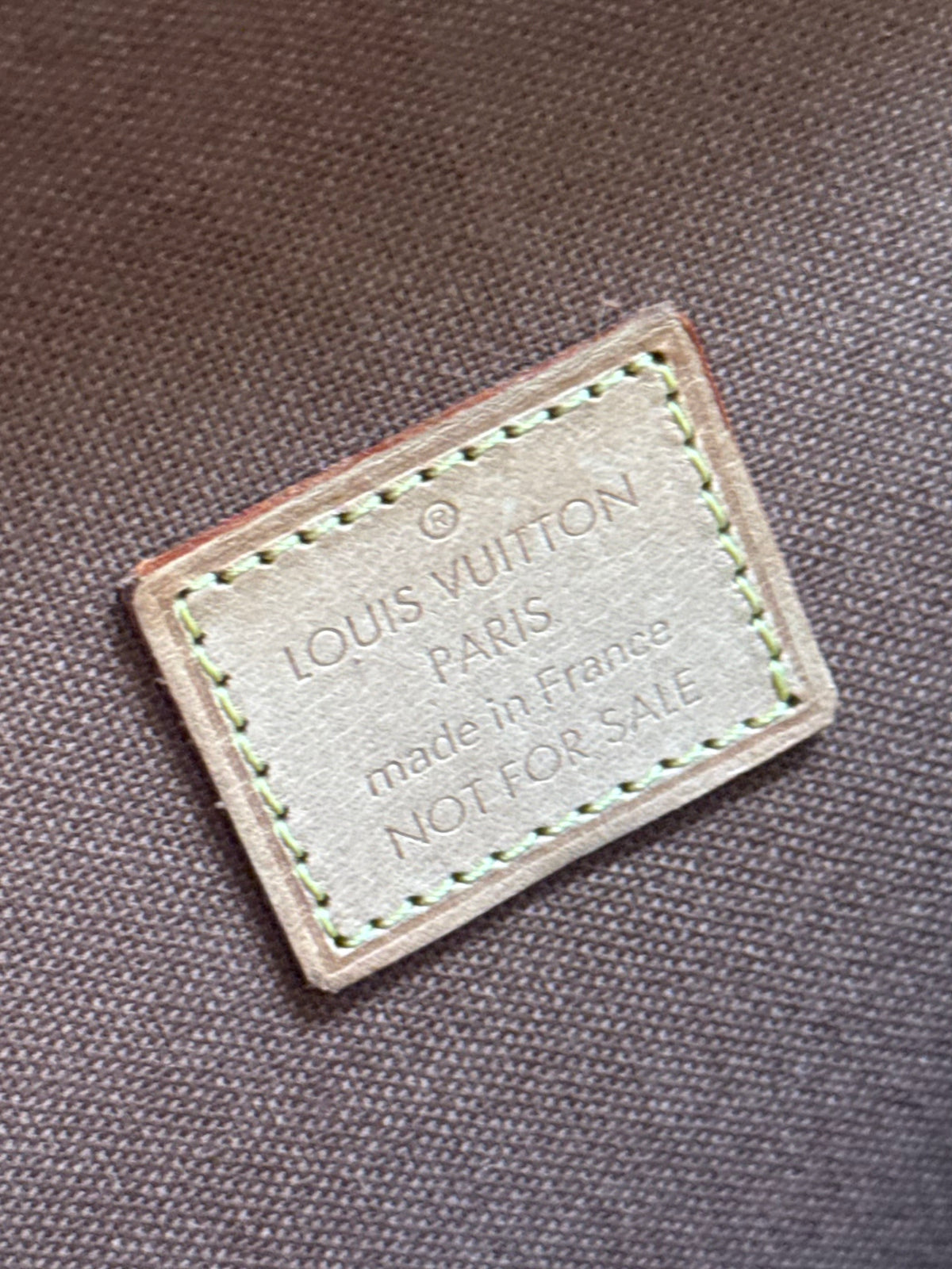 LV Pochette Florentine