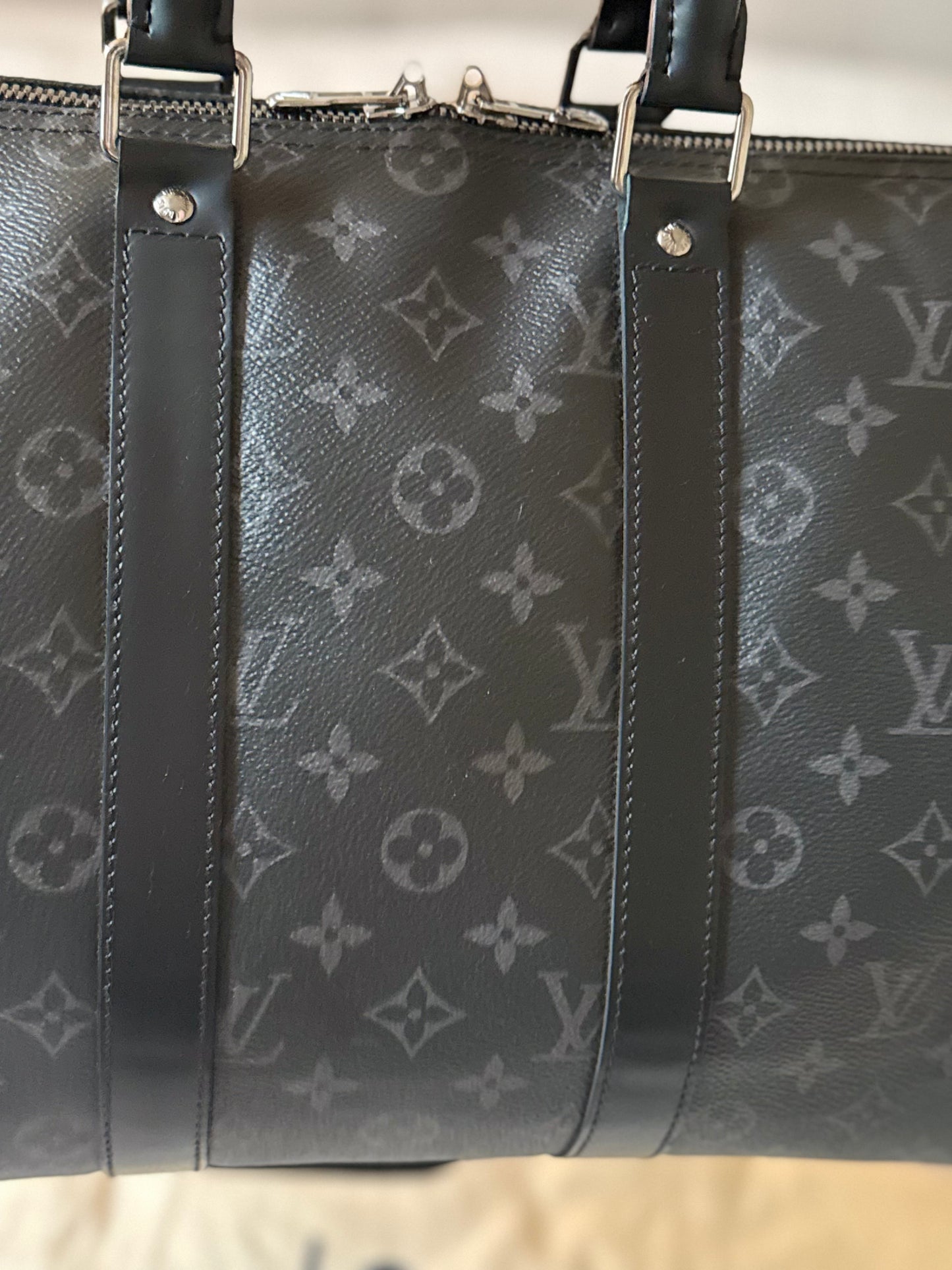 LV Keepall Bandouliere 45 Eclipse