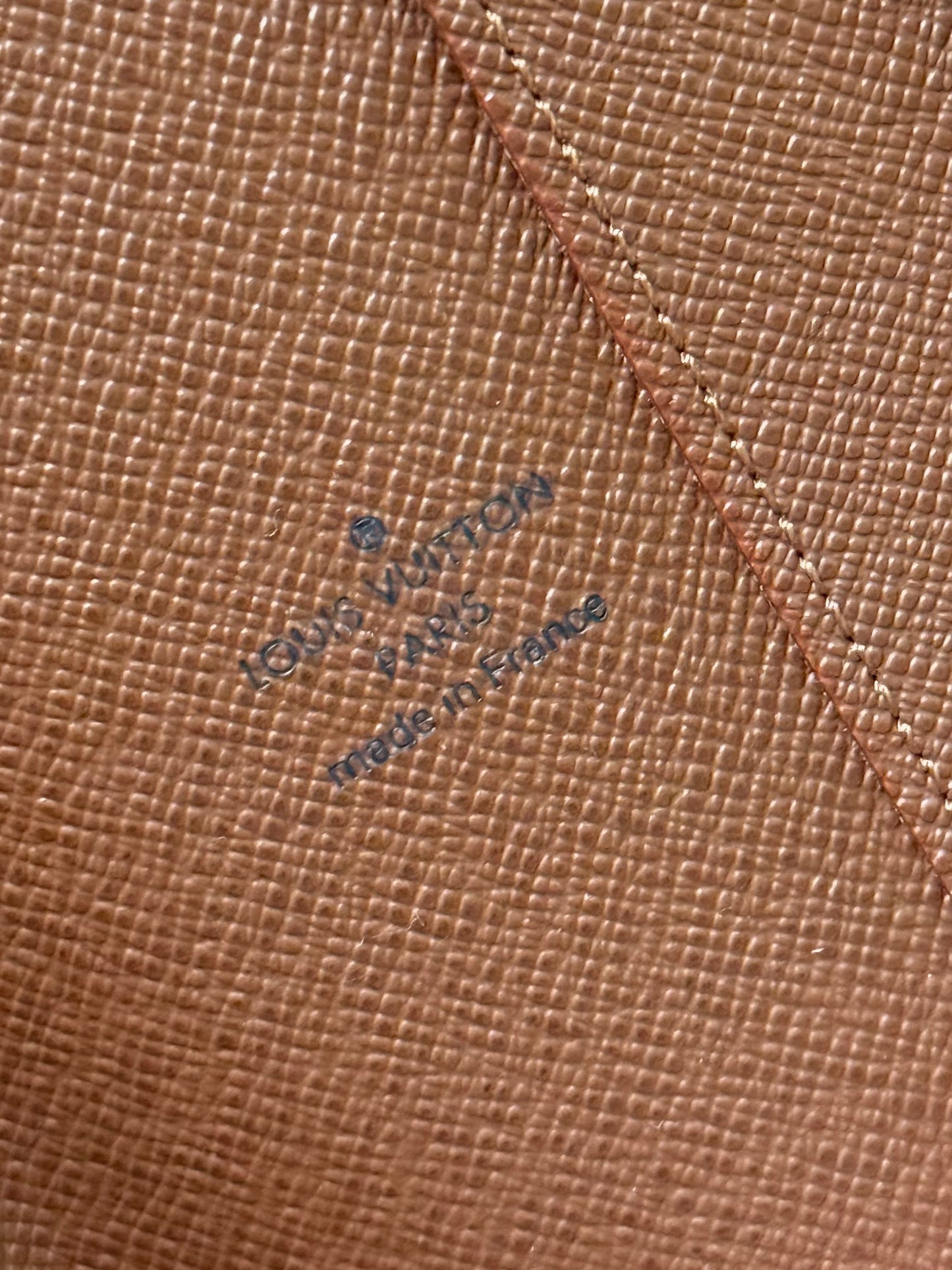 LV Couv Carnet PM Cover