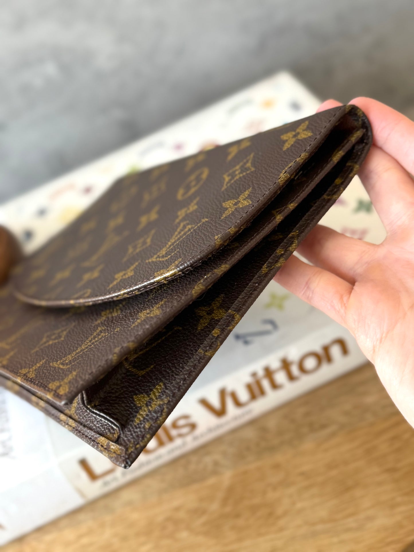 LV Rabat 23 Clutch
