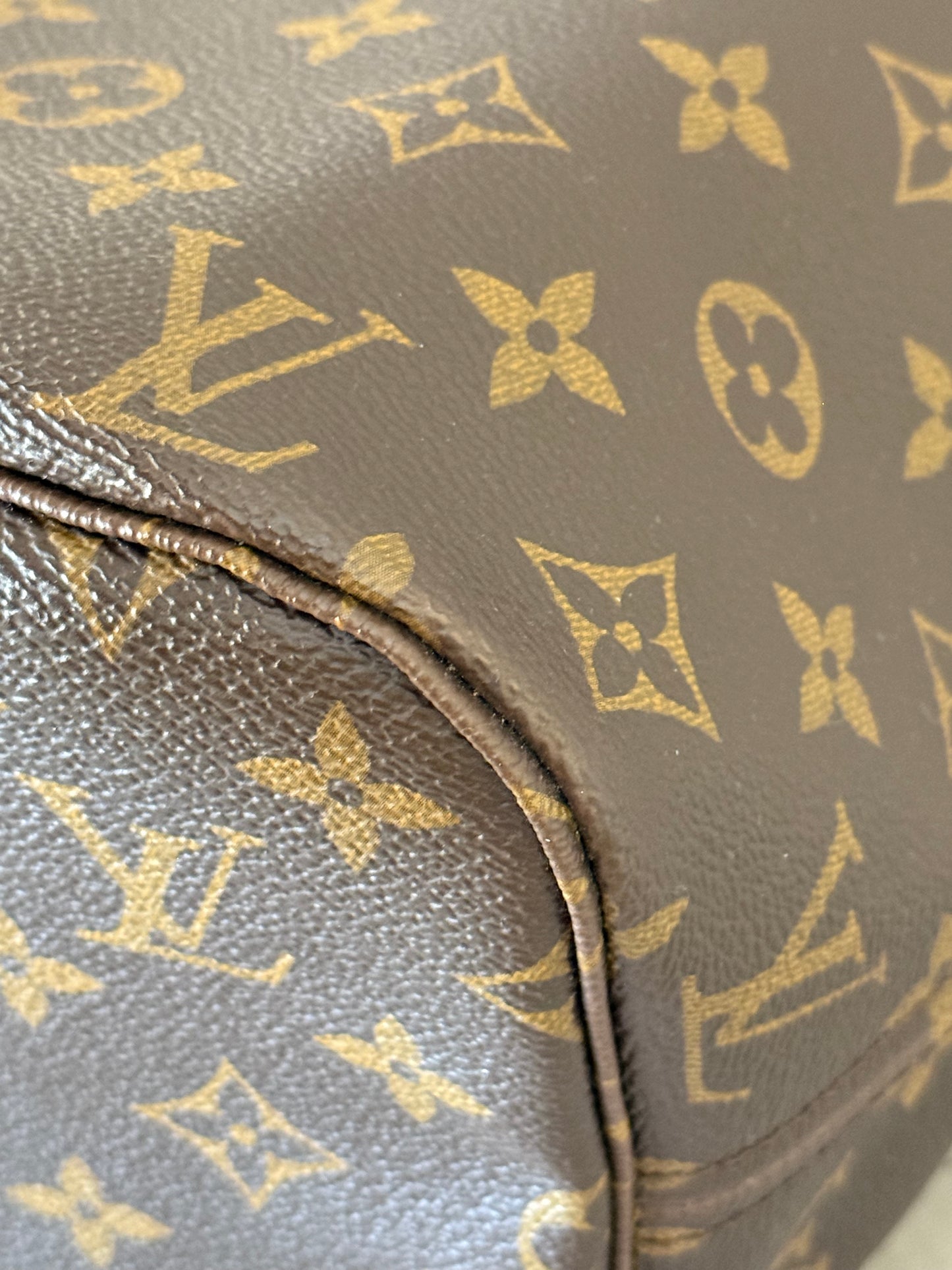 LV Neverfull MM Beige